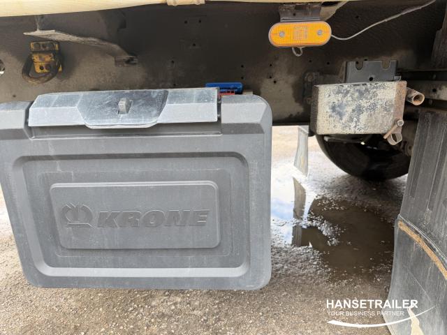 Schmitz SCS 24 Hydraulic roof