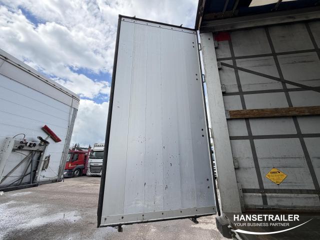 Schmitz SCS 24 Hydraulic roof