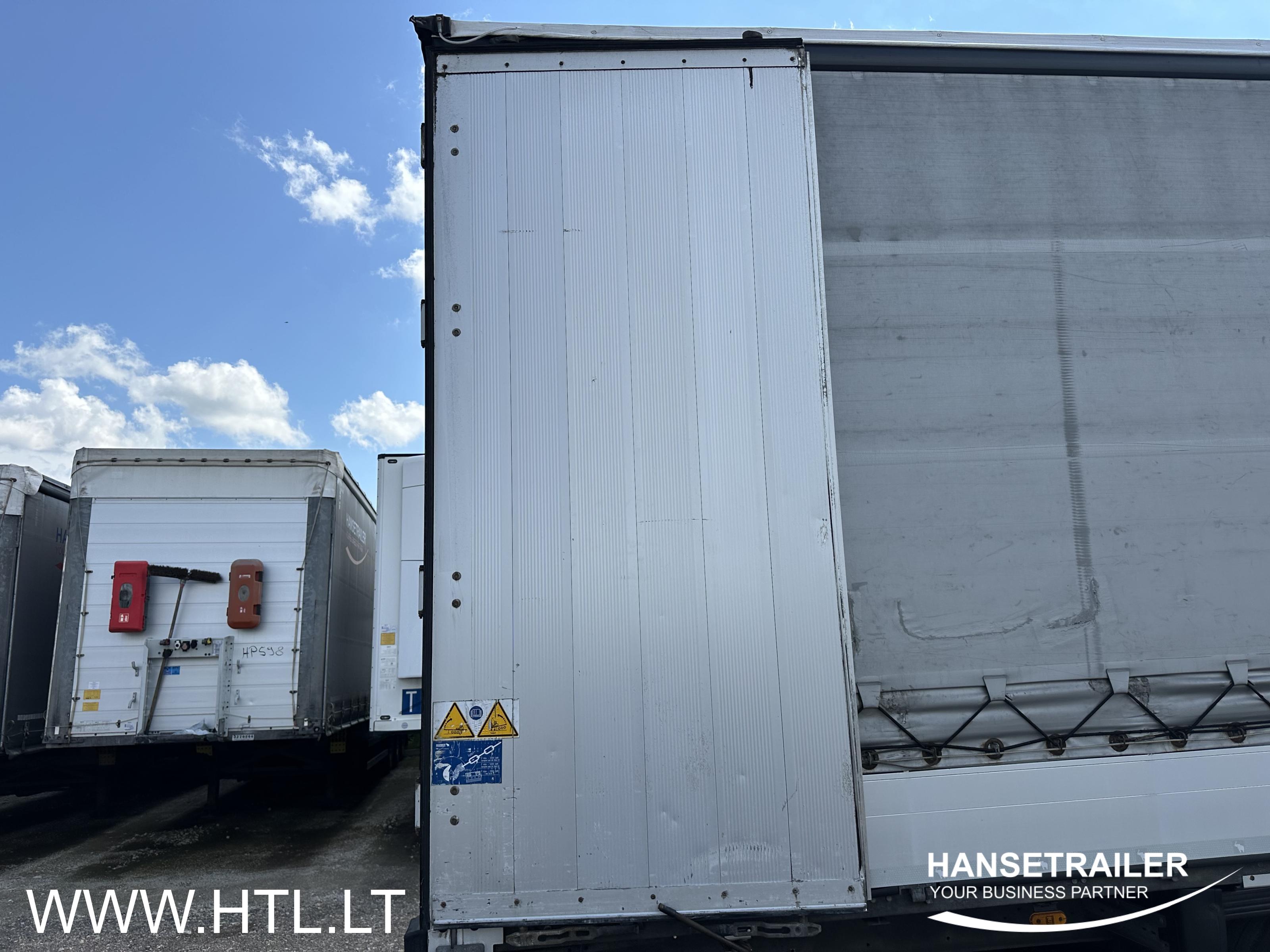 2013 Semitrailer Curtainsider with sideboards Schmitz SCS BS Lift axle