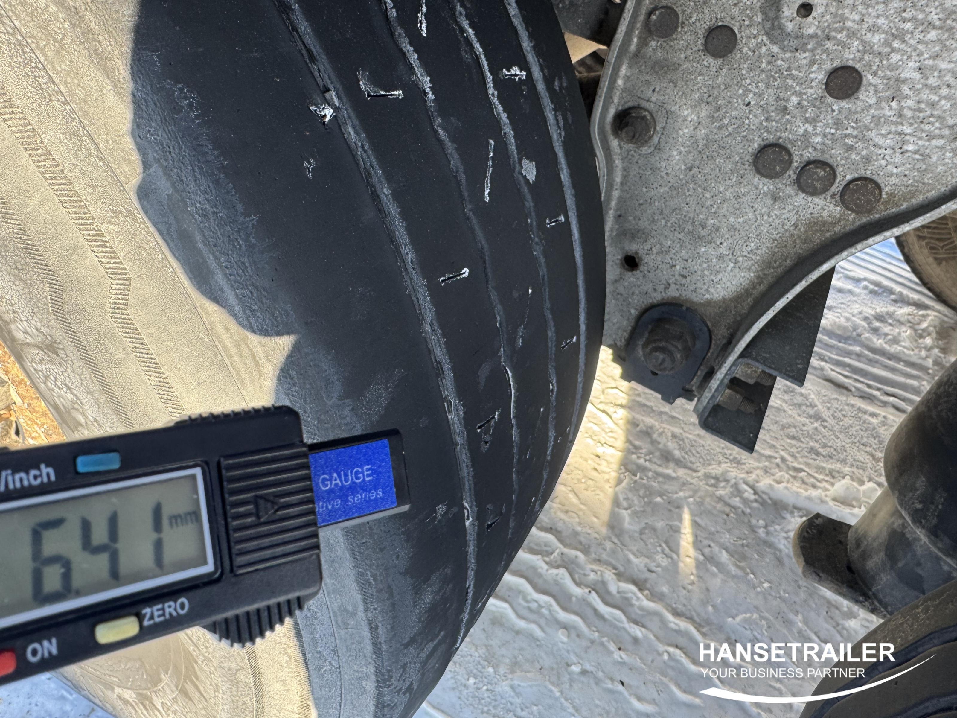 2016 Puspiekabe Gardīne Schmitz SCS 24 Multilock XL TUV