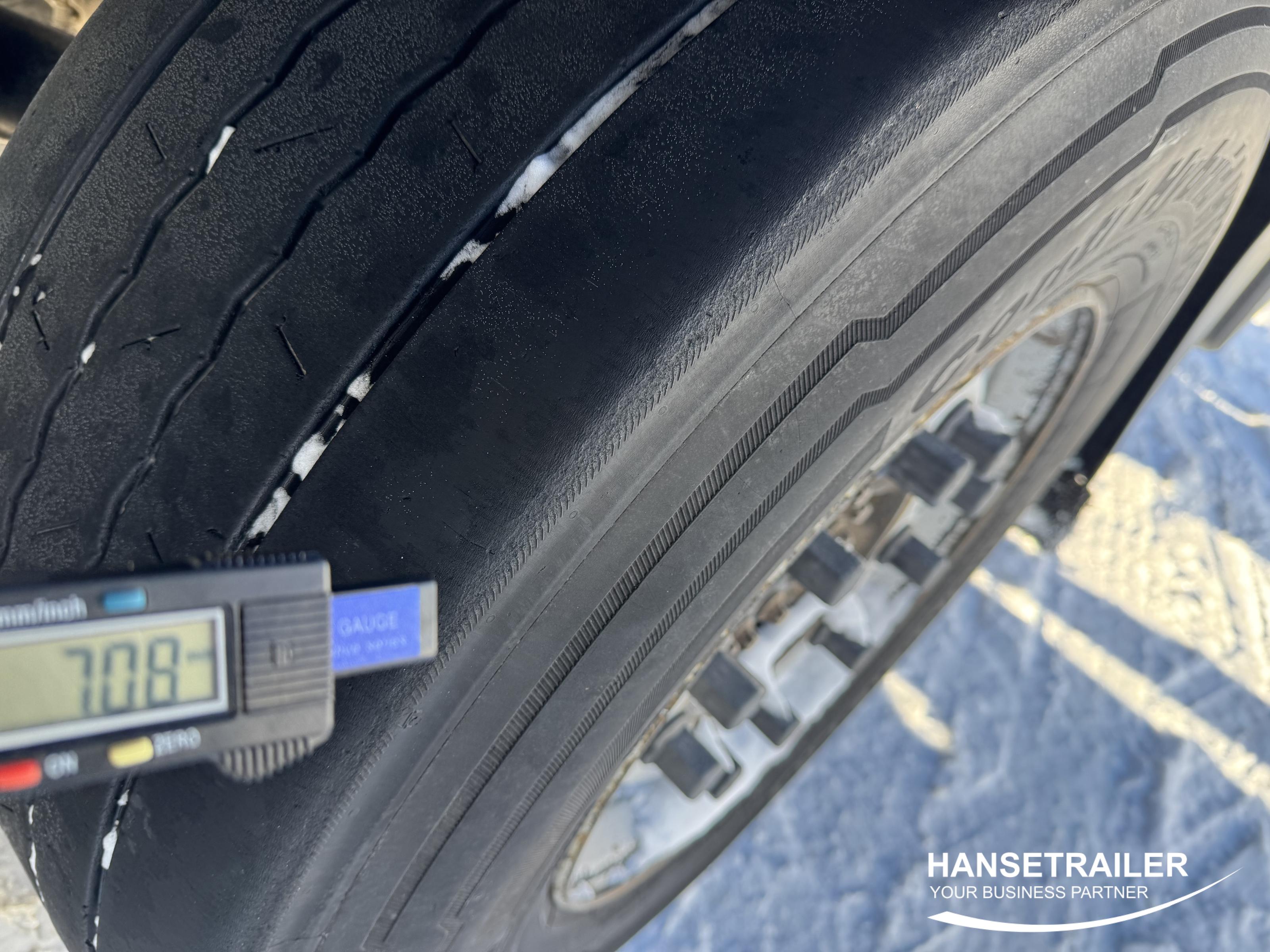 2016 Puspiekabe Gardīne Schmitz SCS 24 Multilock XL TUV