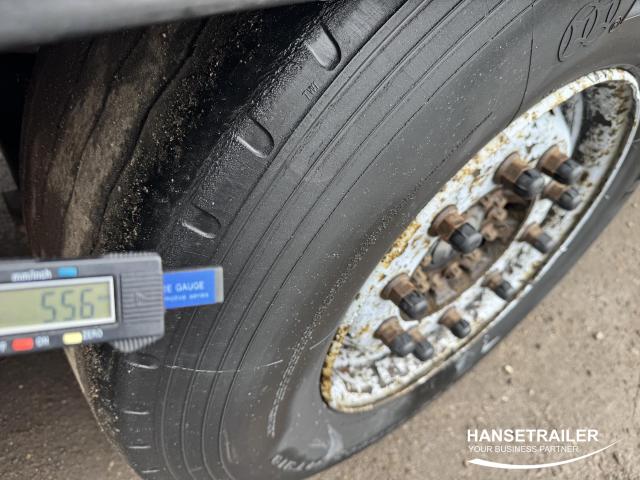 Schmitz SCS BS Axle damage