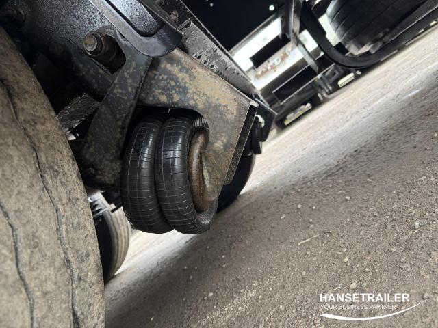 Schmitz SCS BS Axle damage
