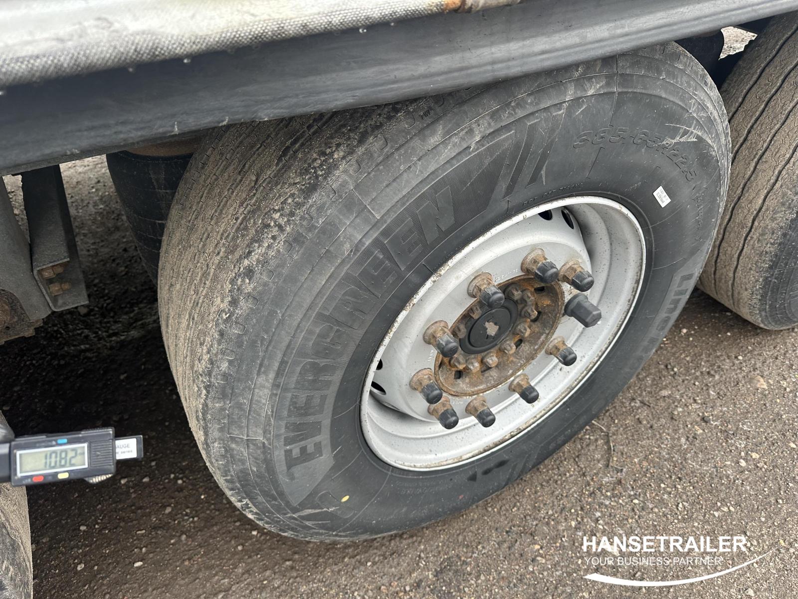 Schmitz SCS 24 TA TIR XL Hydraulic Roof