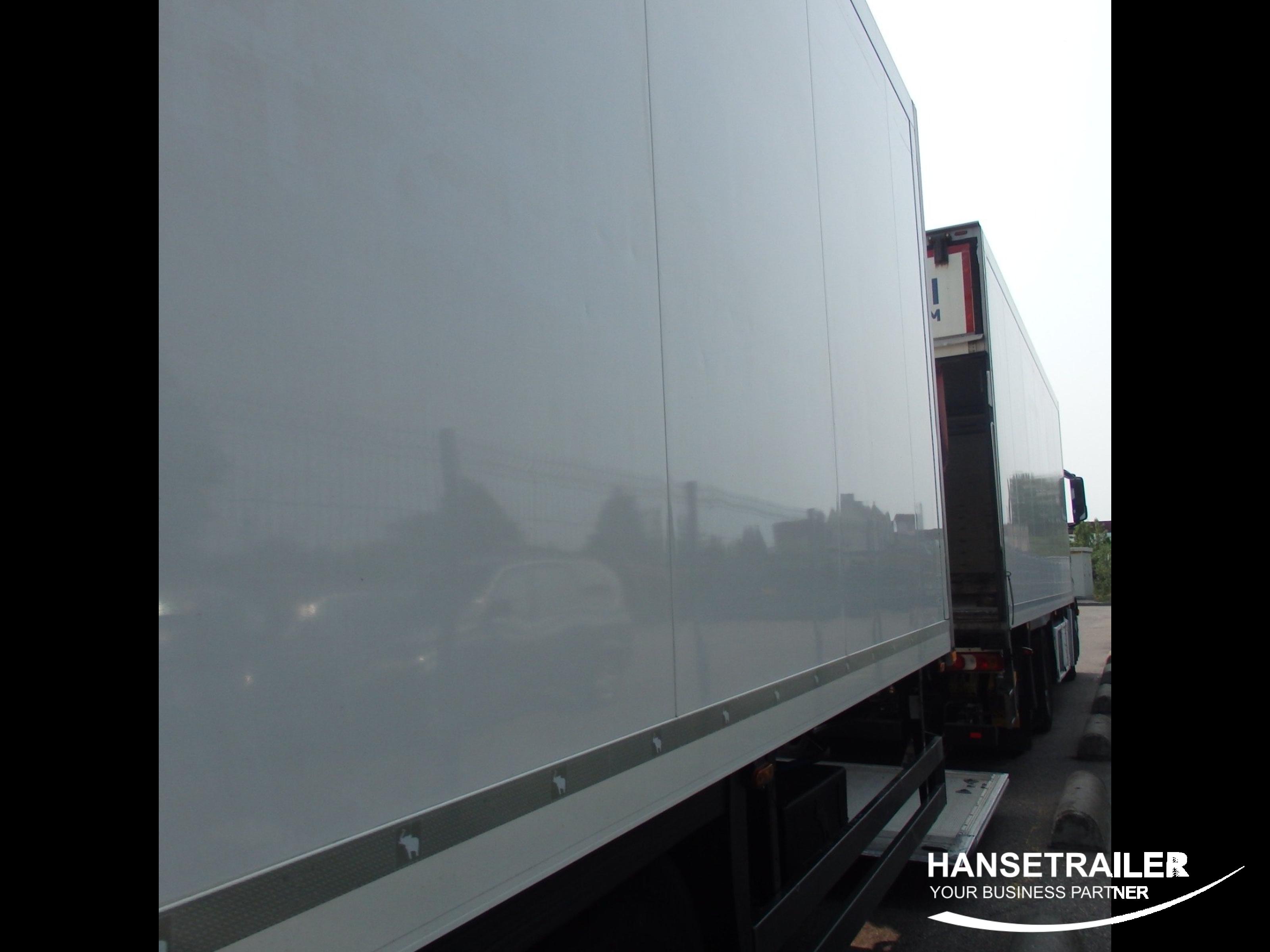 2016 Autotrain Reefer Mercedes-Benz Actros 2545 Arriving