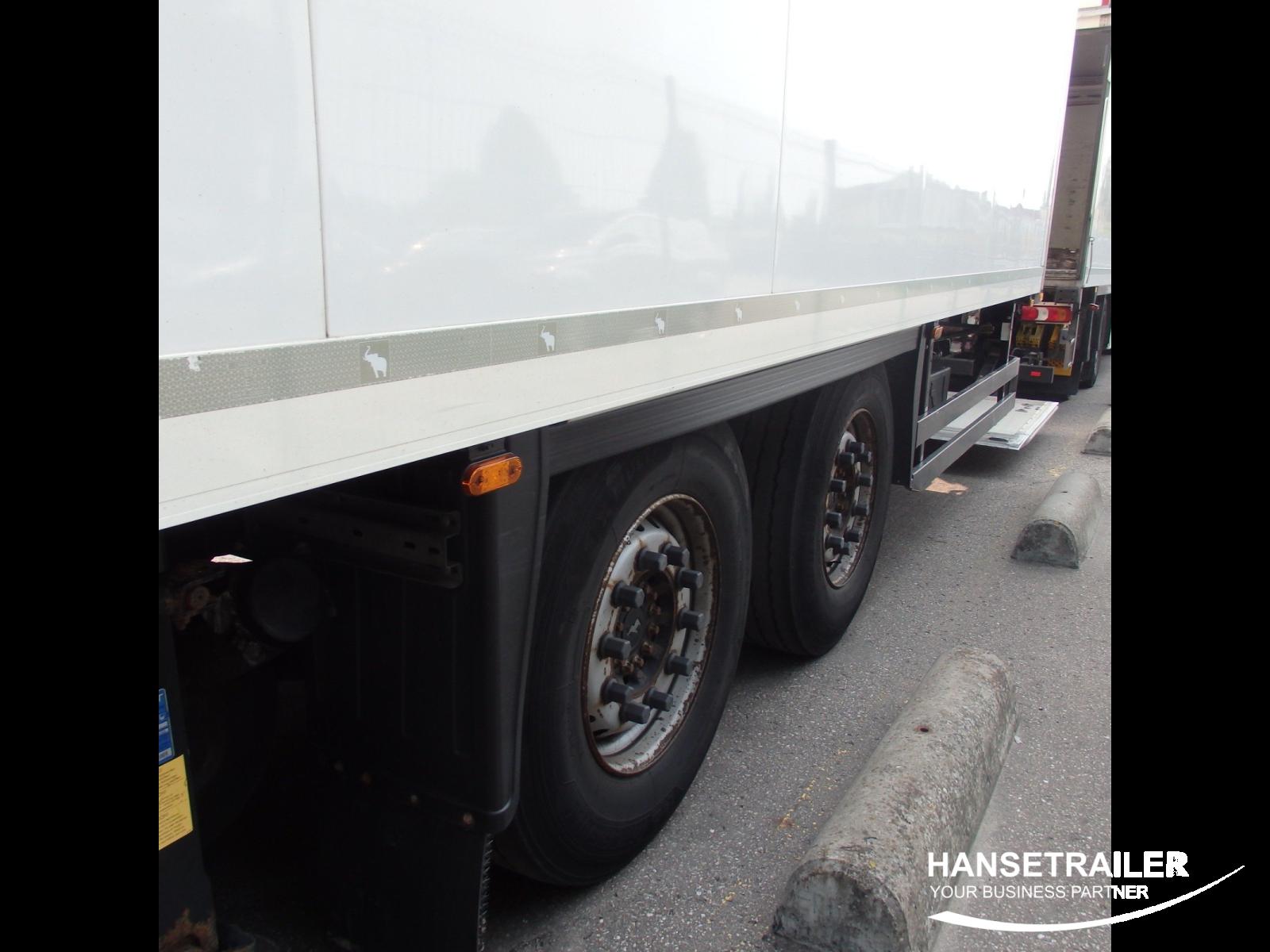 Mercedes-Benz Actros 2545 Arriving
