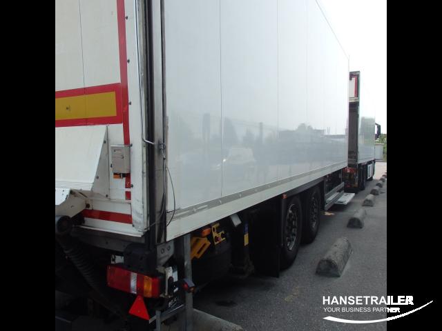 Mercedes-Benz Actros 2545 Arriving