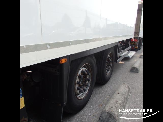 Mercedes-Benz Actros 2545 Arriving