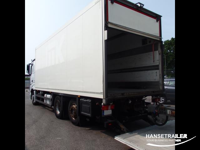 Mercedes-Benz Actros 2545 Arriving