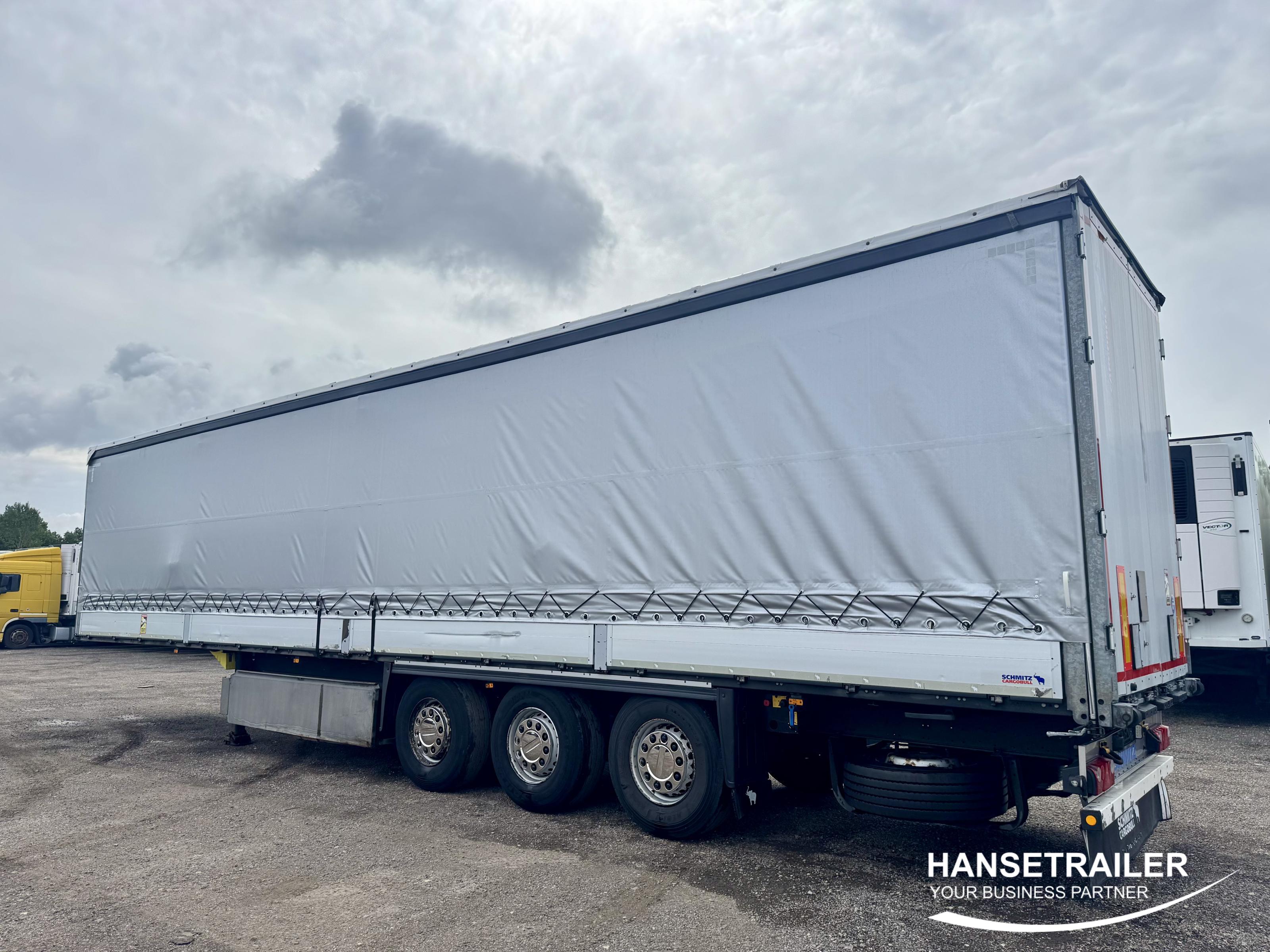 2014 Semitrailer Curtainsider with sideboards Schmitz SCS BS Lifting Axle