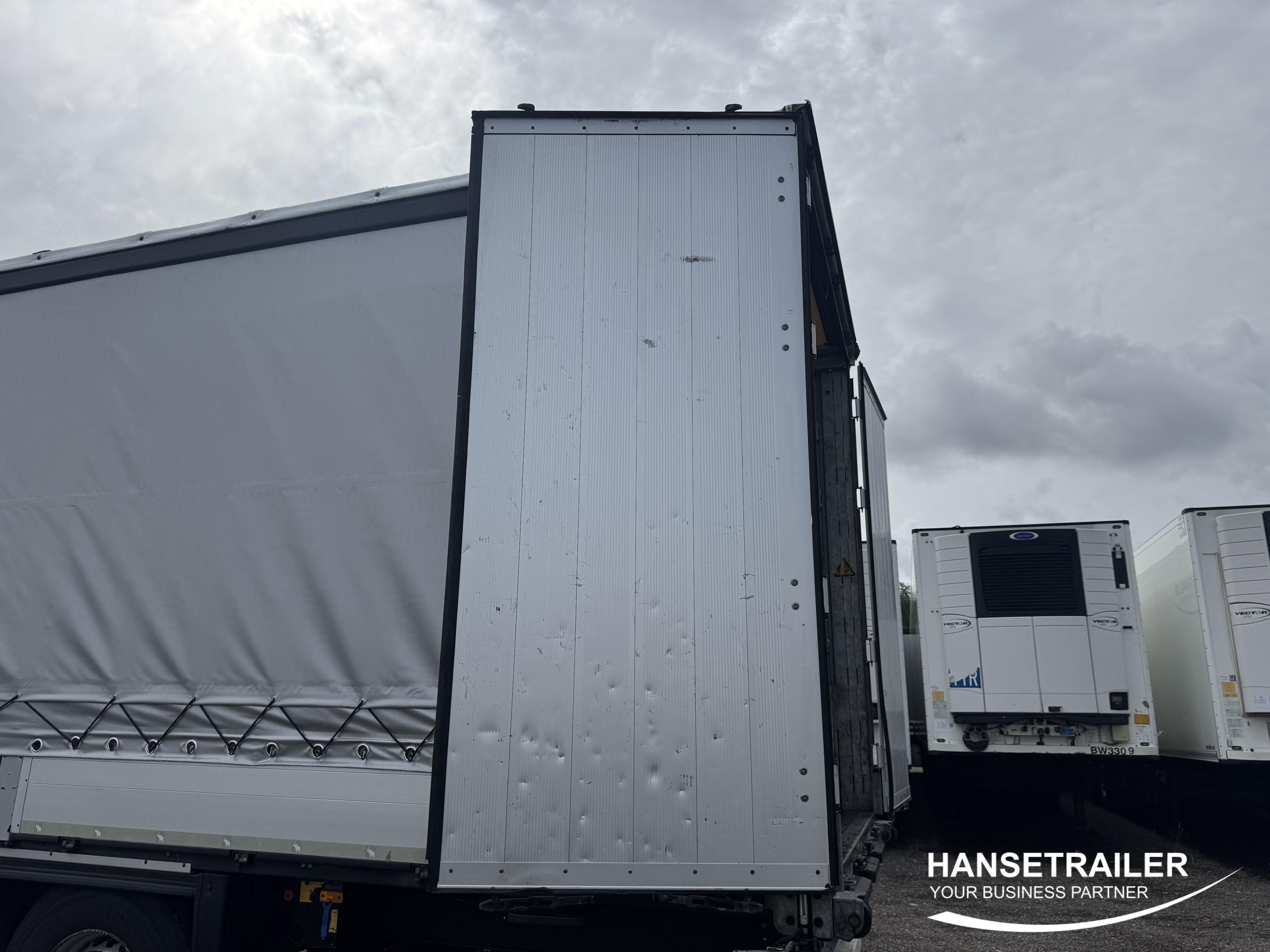 2014 Semitrailer Curtainsider with sideboards Schmitz SCS BS Lifting Axle