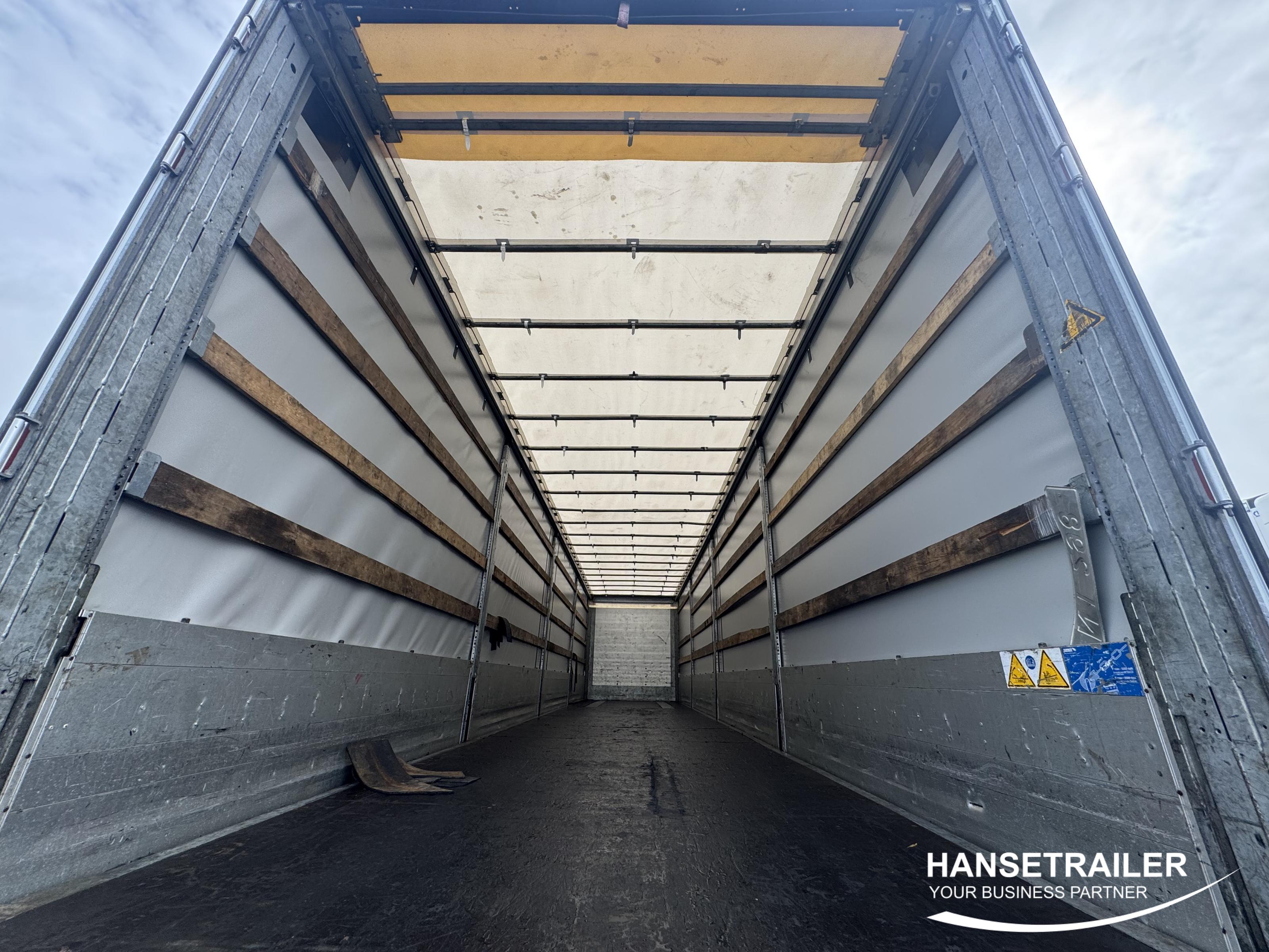 2014 Semitrailer Curtainsider with sideboards Schmitz SCS BS Lifting Axle
