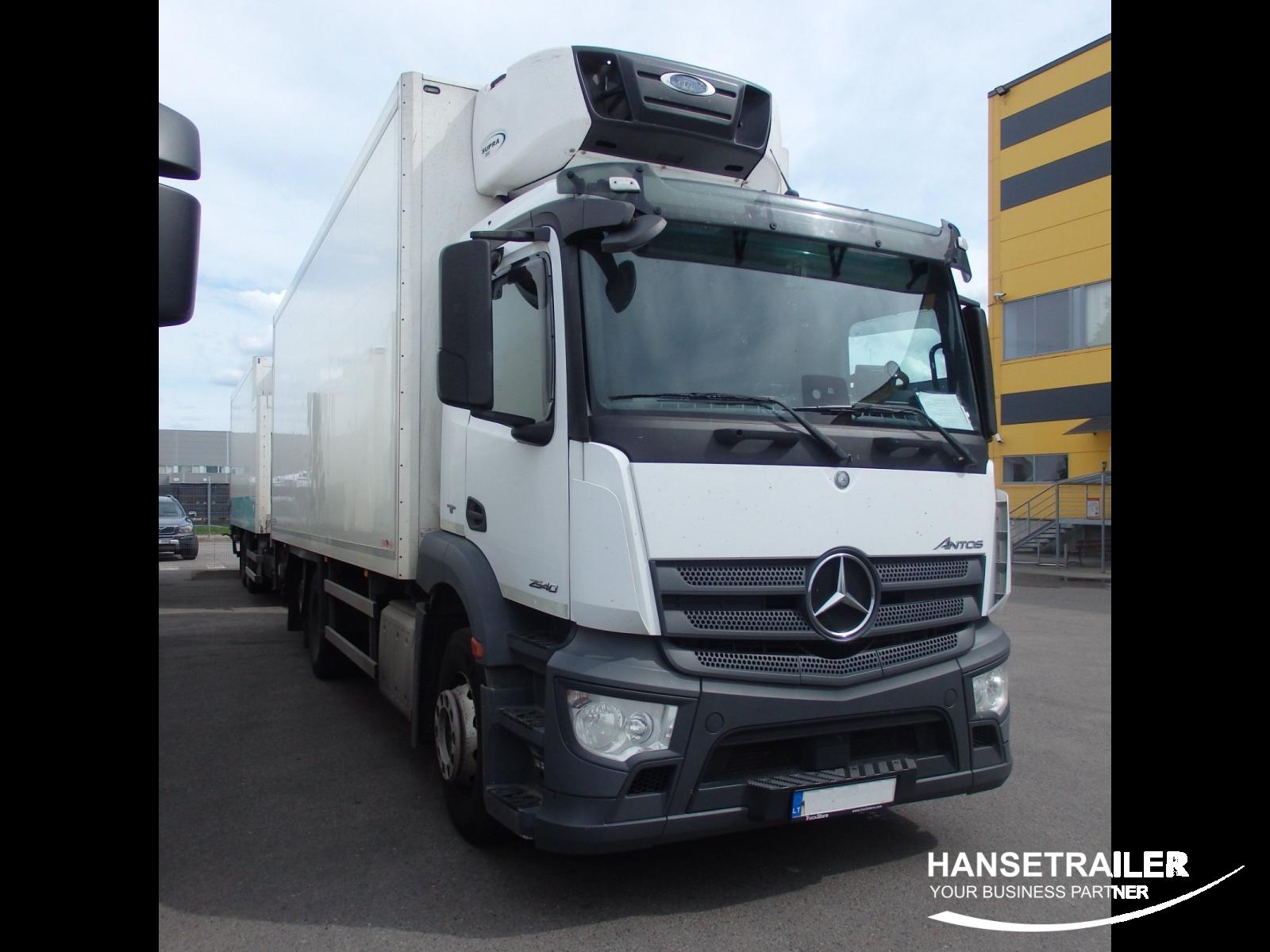 Mercedes-Benz Actros 2540 Arriving