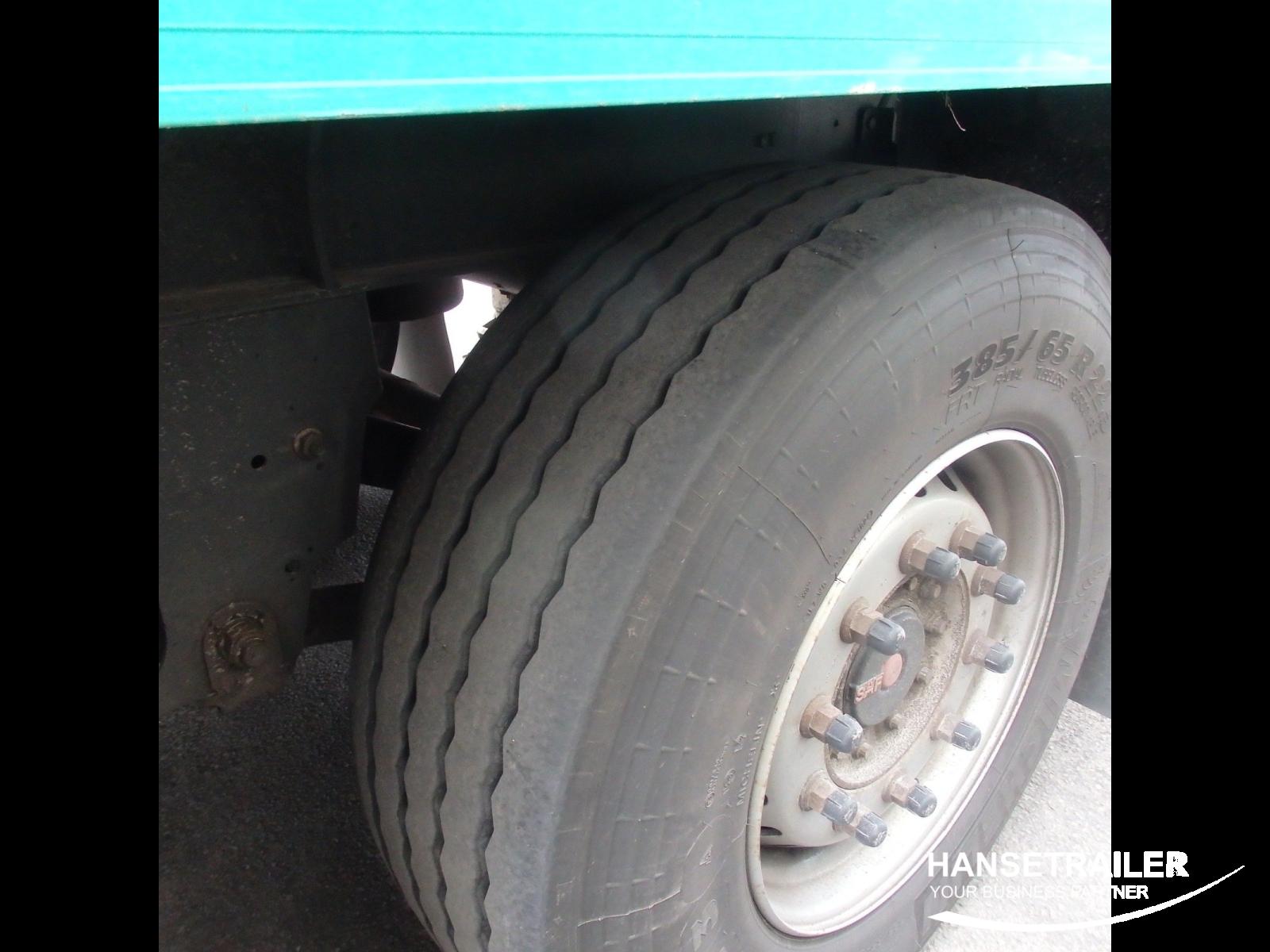 Mercedes-Benz Actros 2540 Arriving
