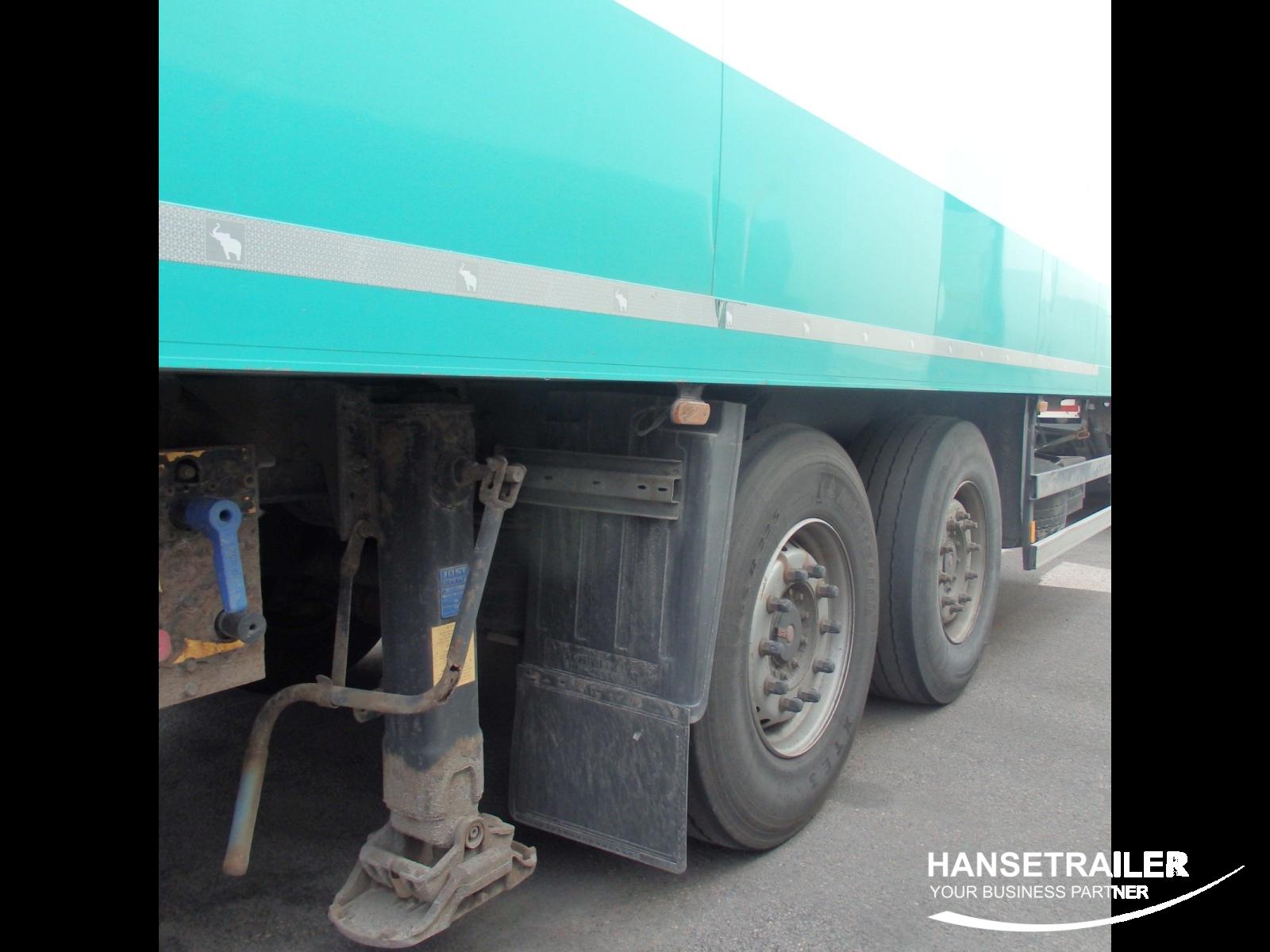 Mercedes-Benz Actros 2540 Arriving