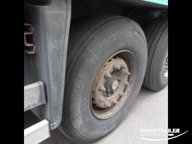 Mercedes-Benz Actros 2540 Arriving