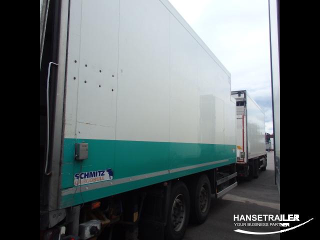 Mercedes-Benz Actros 2540 Arriving