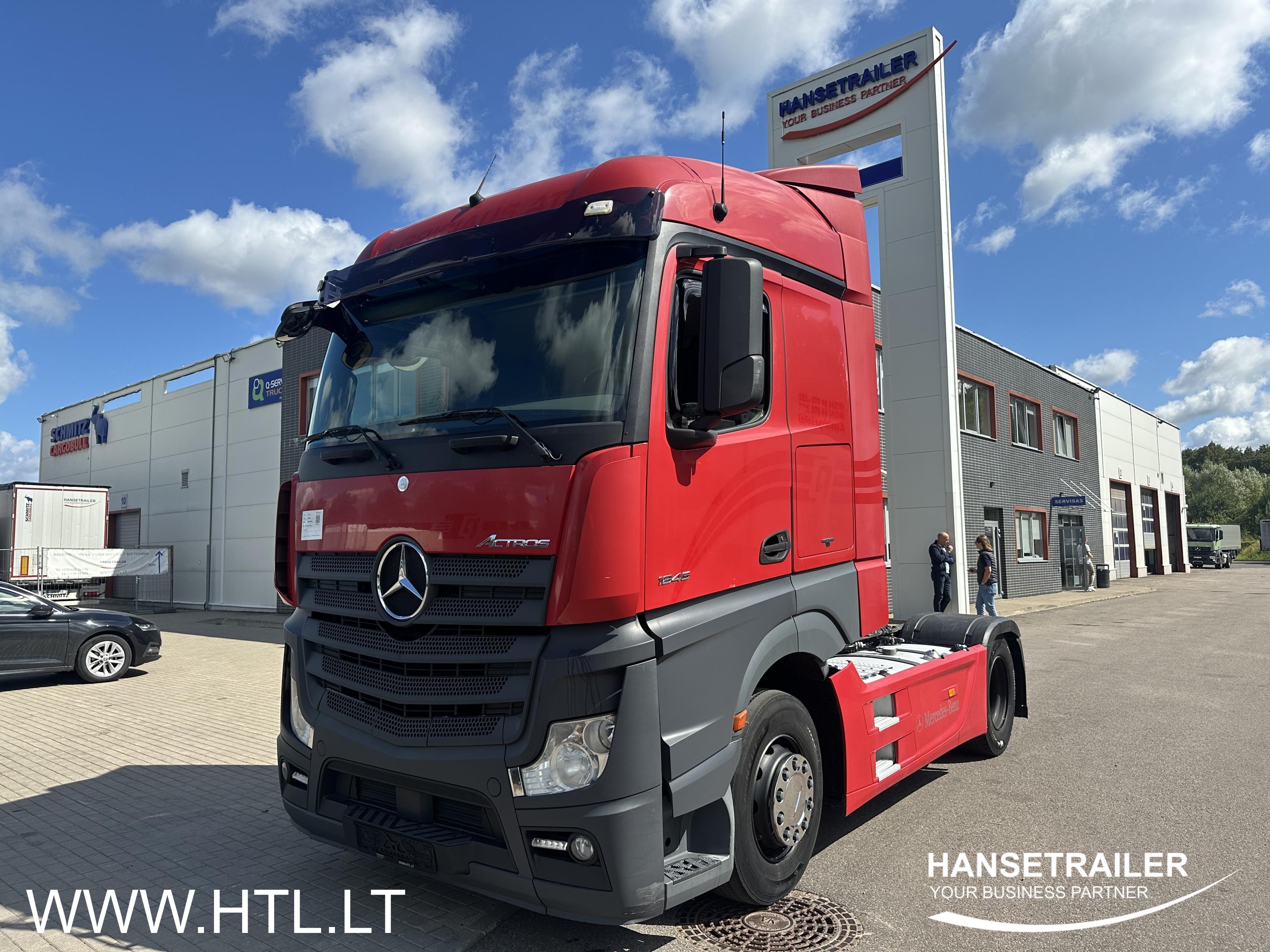 2015 tracteurs 4x2 Mercedes-Benz Actros 1845 LS