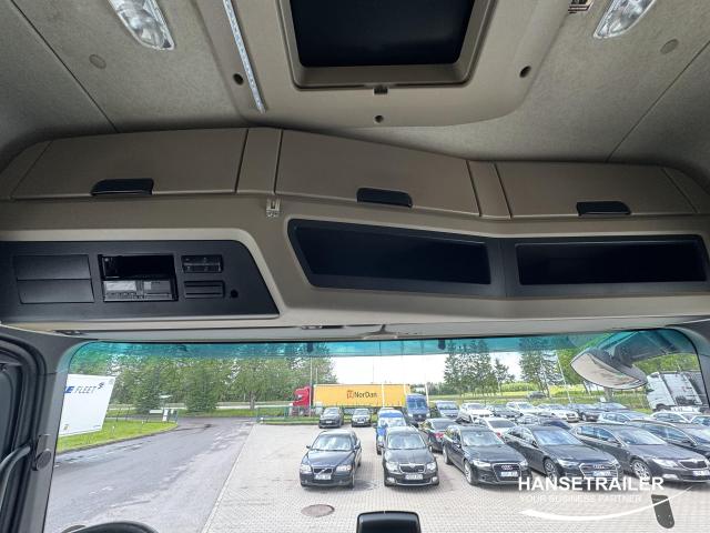 Mercedes-Benz Actros 1845 LS Mega Low Deck