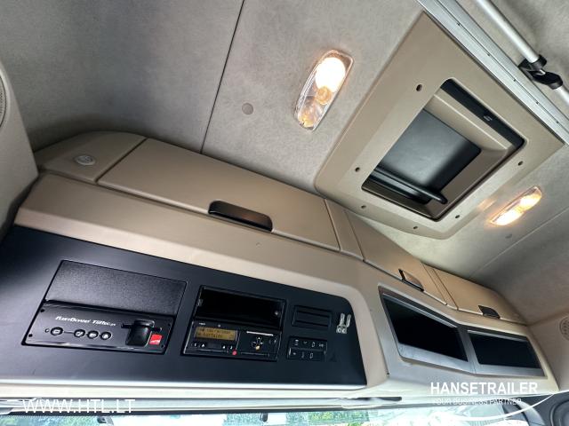 Mercedes-Benz Actros 1842