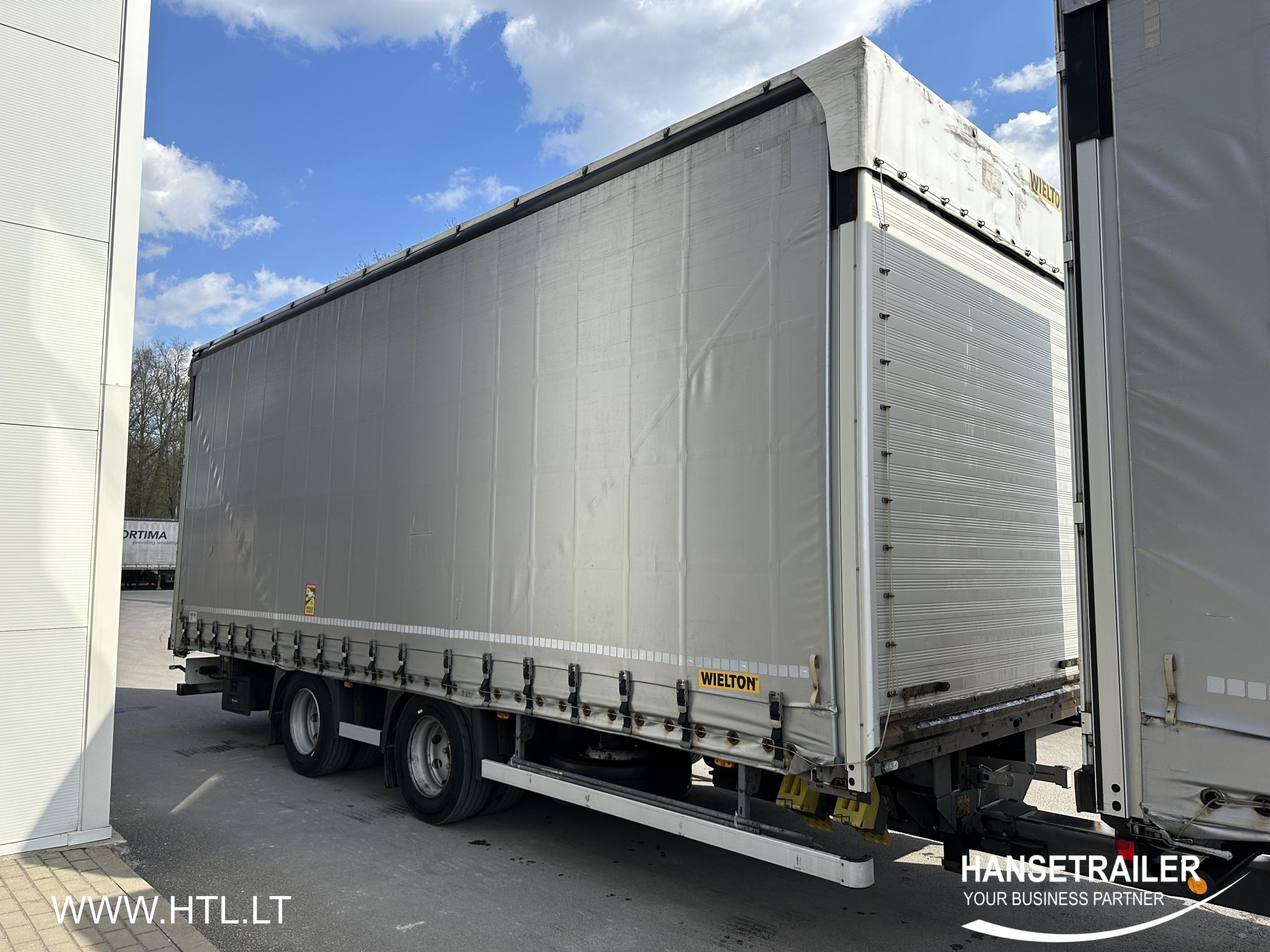 2018 Autotrain Curtainsider DAF XF 480 FAR Arriving Atvyksta