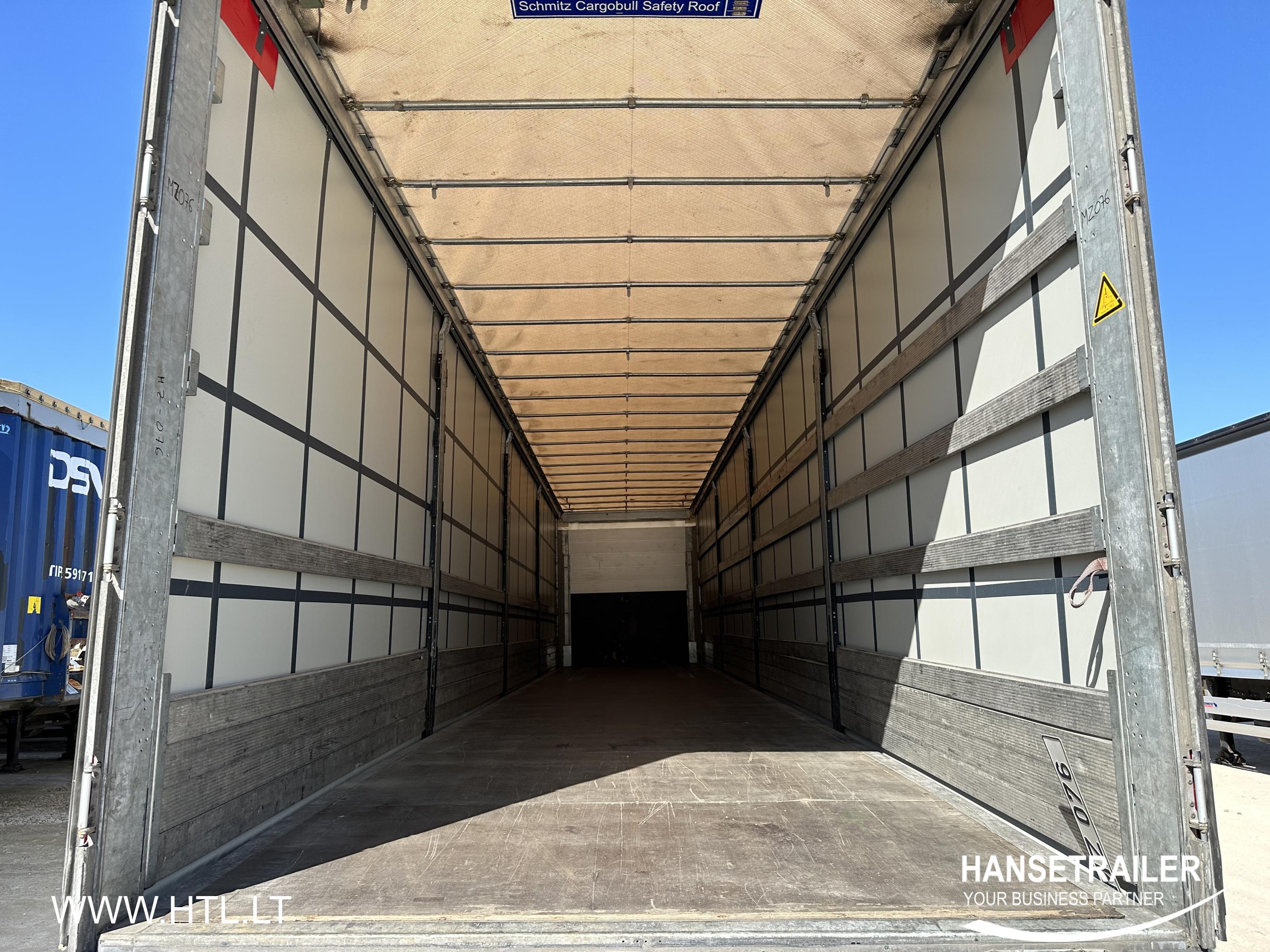 2019 Semitrailer Curtainsider Schmitz SCB*S3T