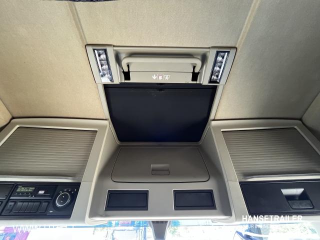 Volvo FH FH500 LA chassis number