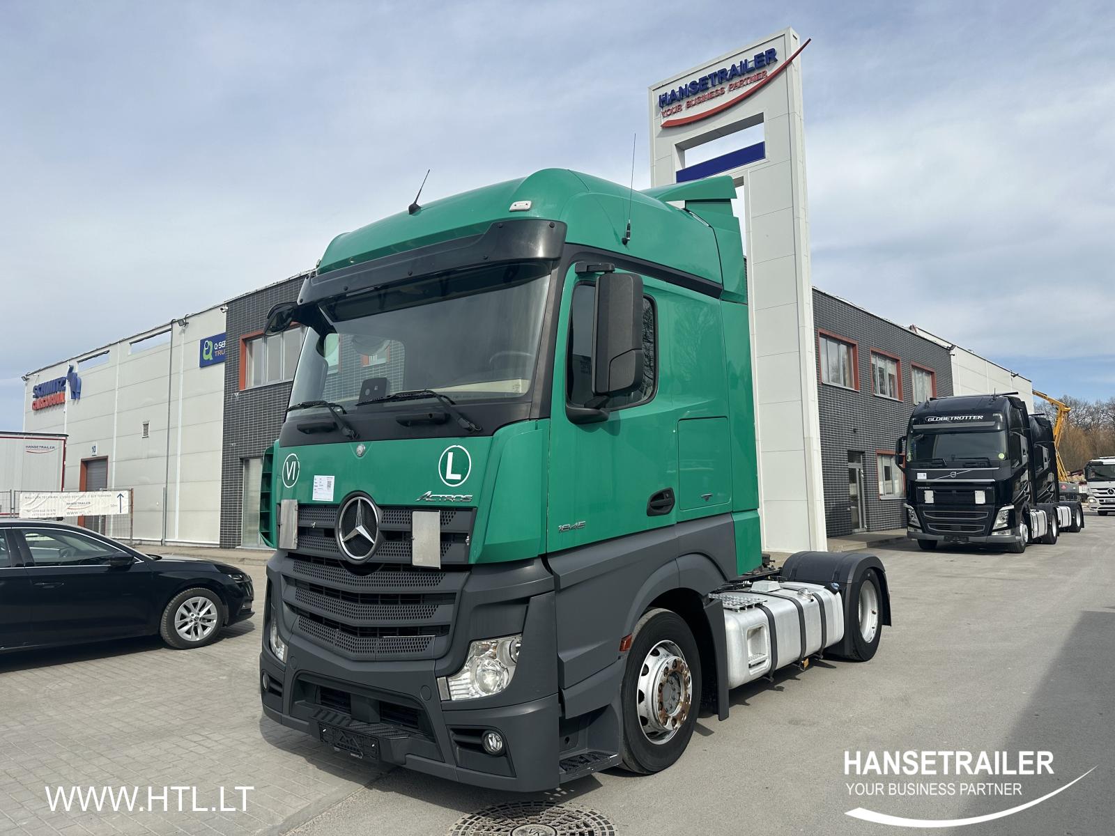 Mercedes-Benz Actros 1845 LS Mega Low Deck