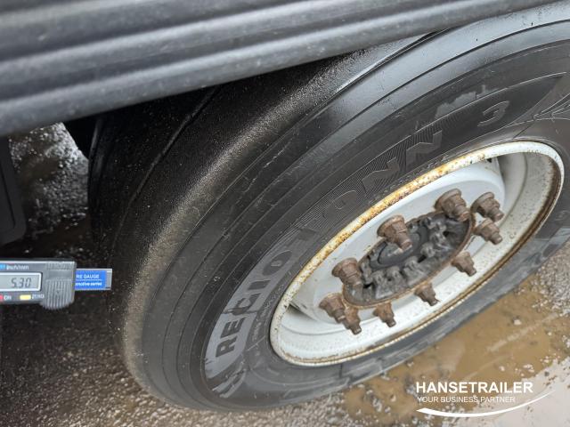 Schmitz SKO 24 2 LIFT AXLES Standart box