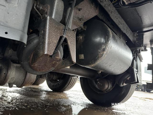 Schmitz SKO 24 2 LIFT AXLES Standart box
