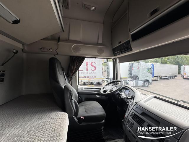 DAF XF 106.480 Super Space Cab