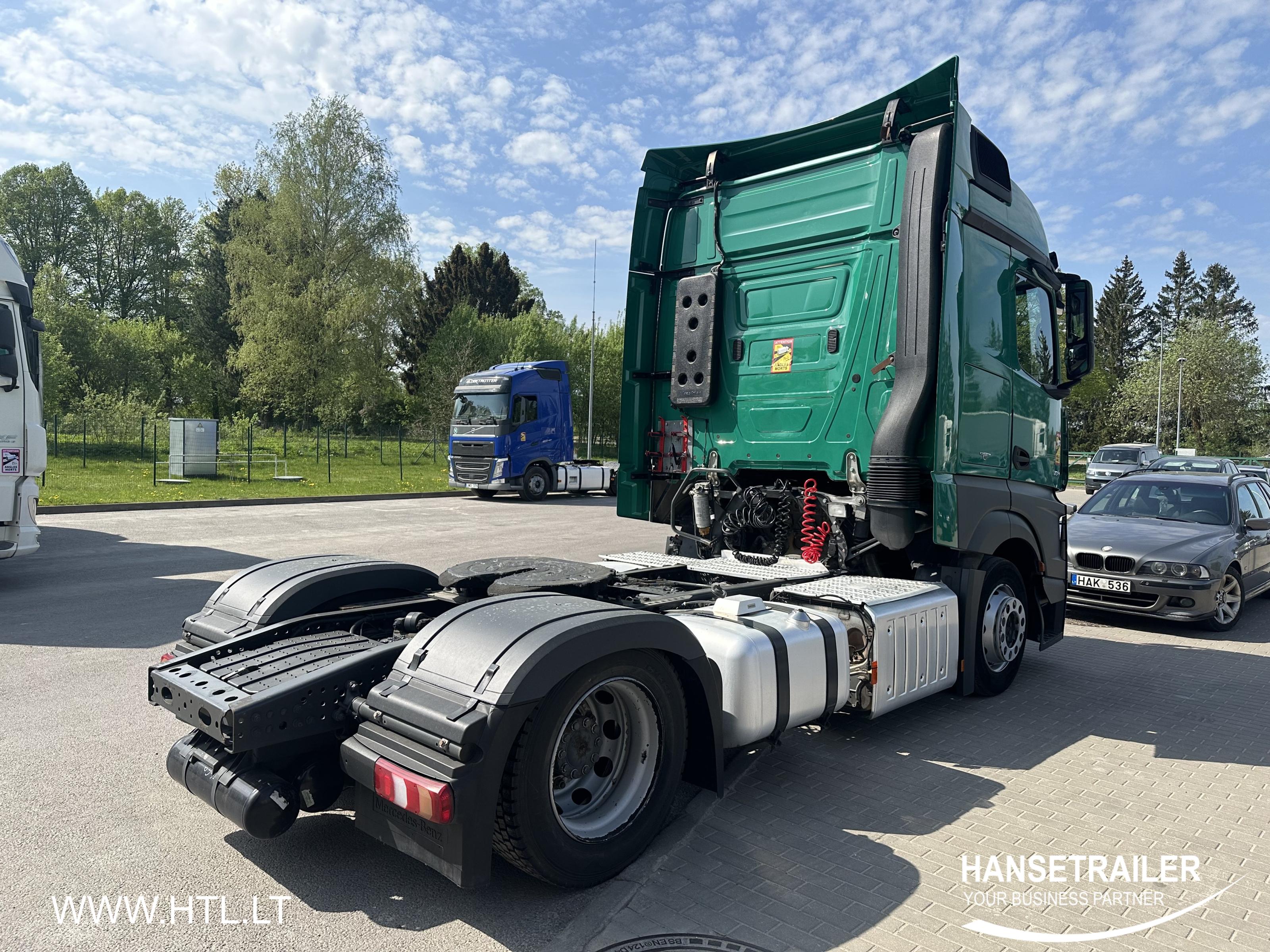 2017 tracteurs 4x2 Mercedes-Benz Actros 1845