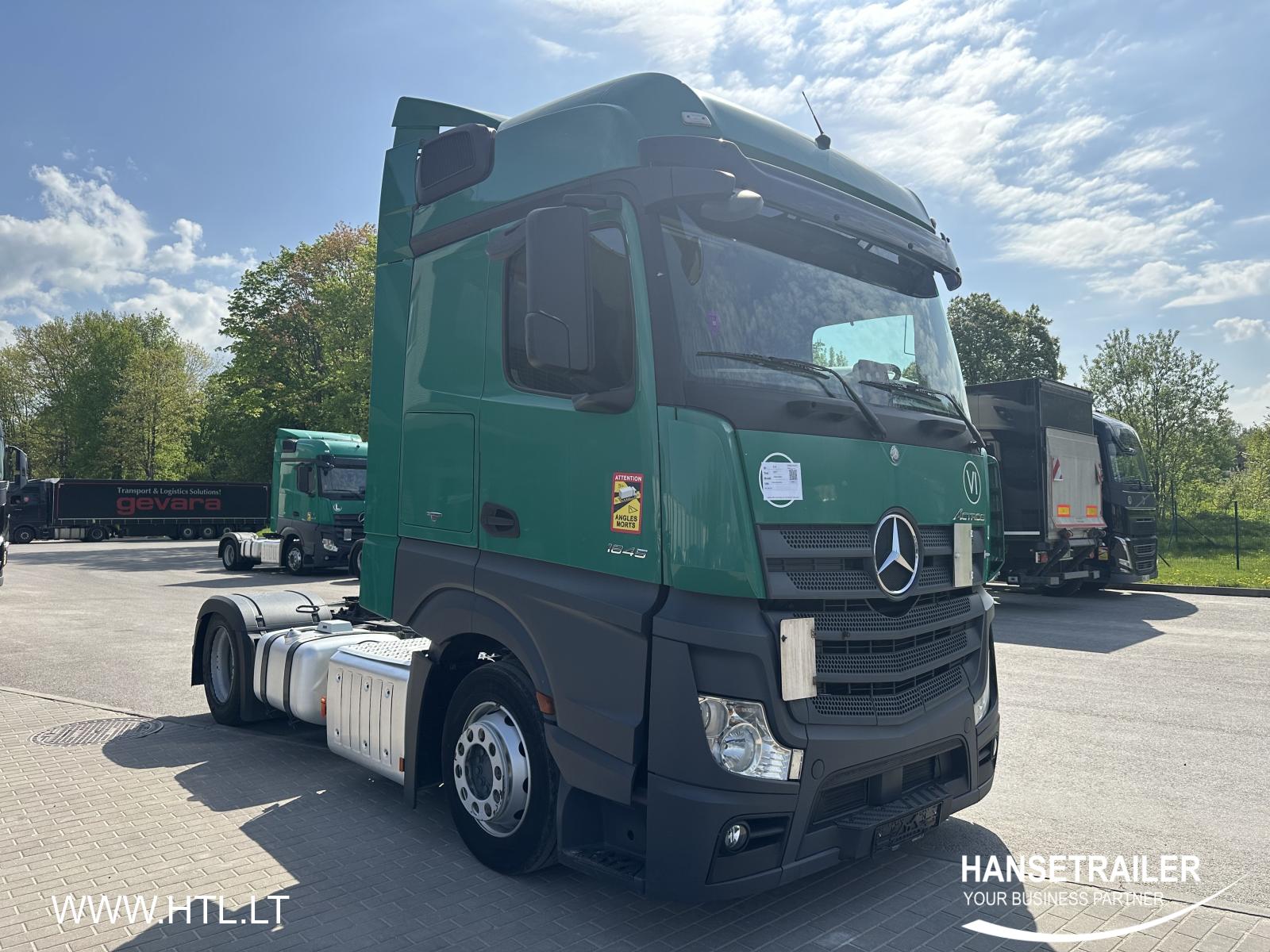 2017 tracteurs 4x2 Mercedes-Benz Actros 1845