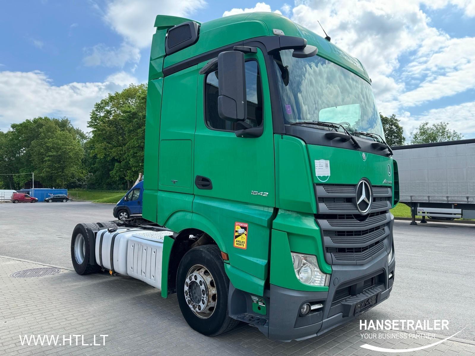 2015 Kuormaauto 4x2 Mercedes-Benz Actros 1842