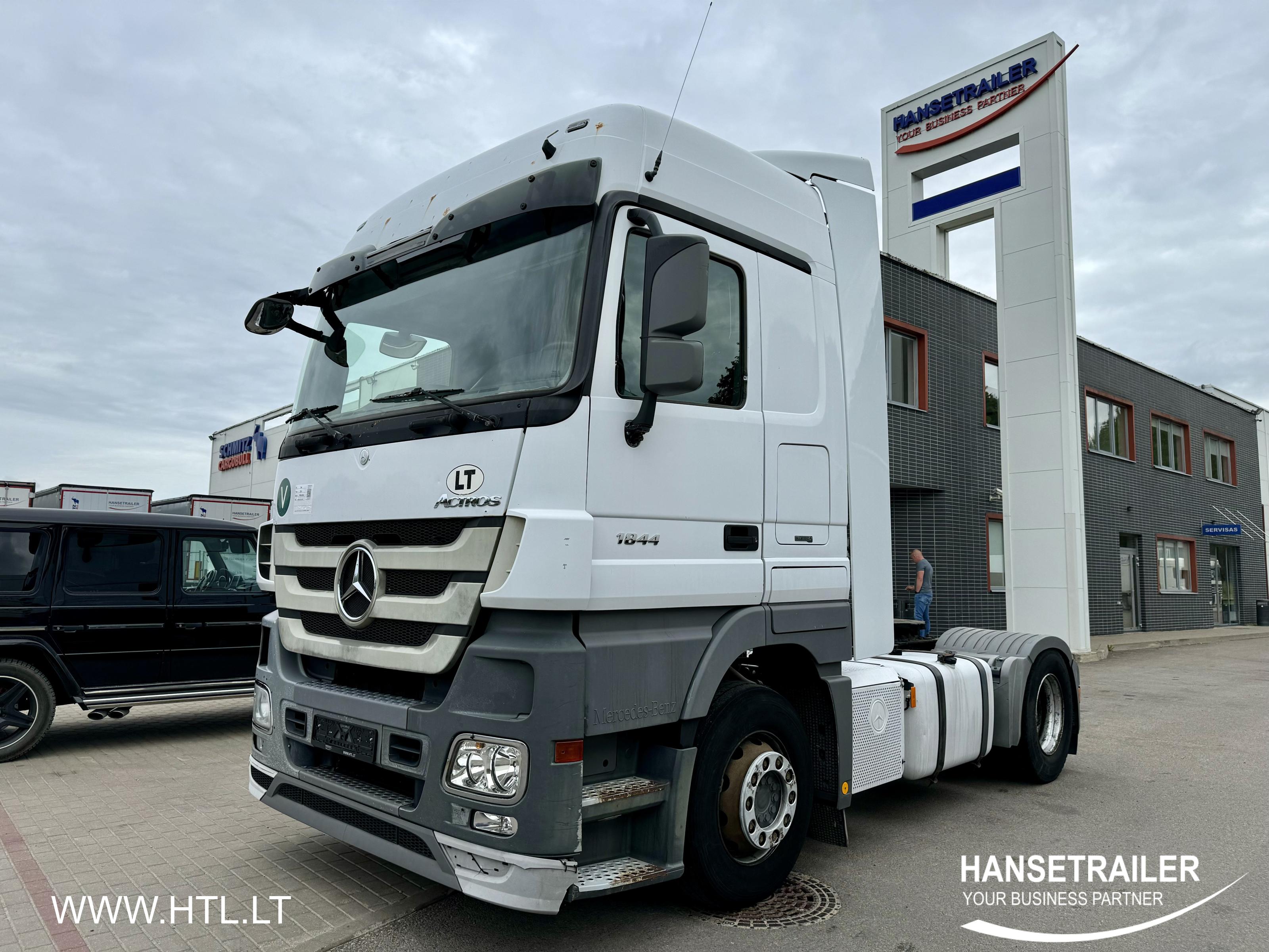 2013 tracteurs 4x2 Mercedes-Benz Actros