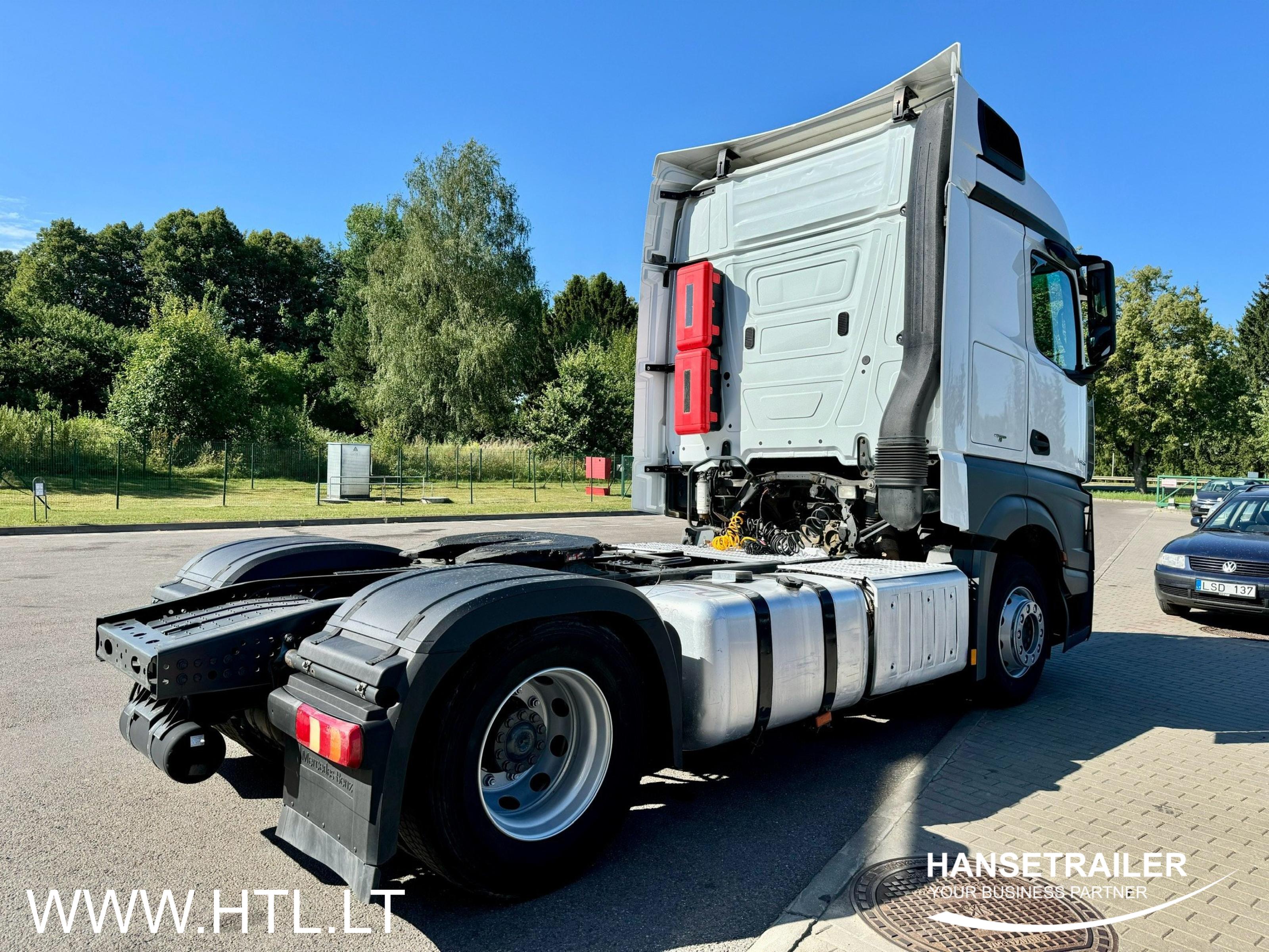 2014 tracteurs 4x2 Mercedes-Benz Actros 1845 LS