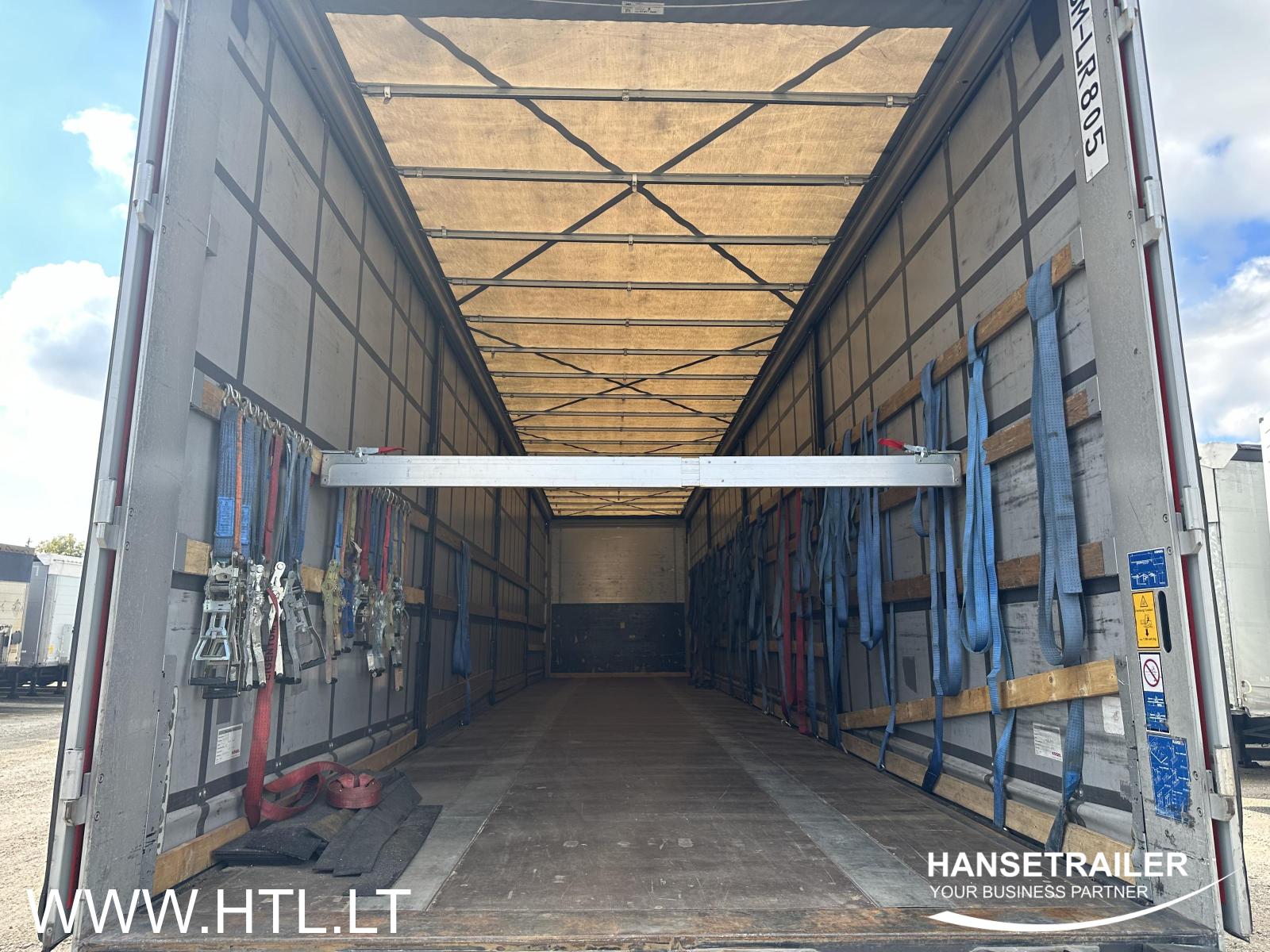 2018 Semitrailer Curtainsider Koegel SN 24