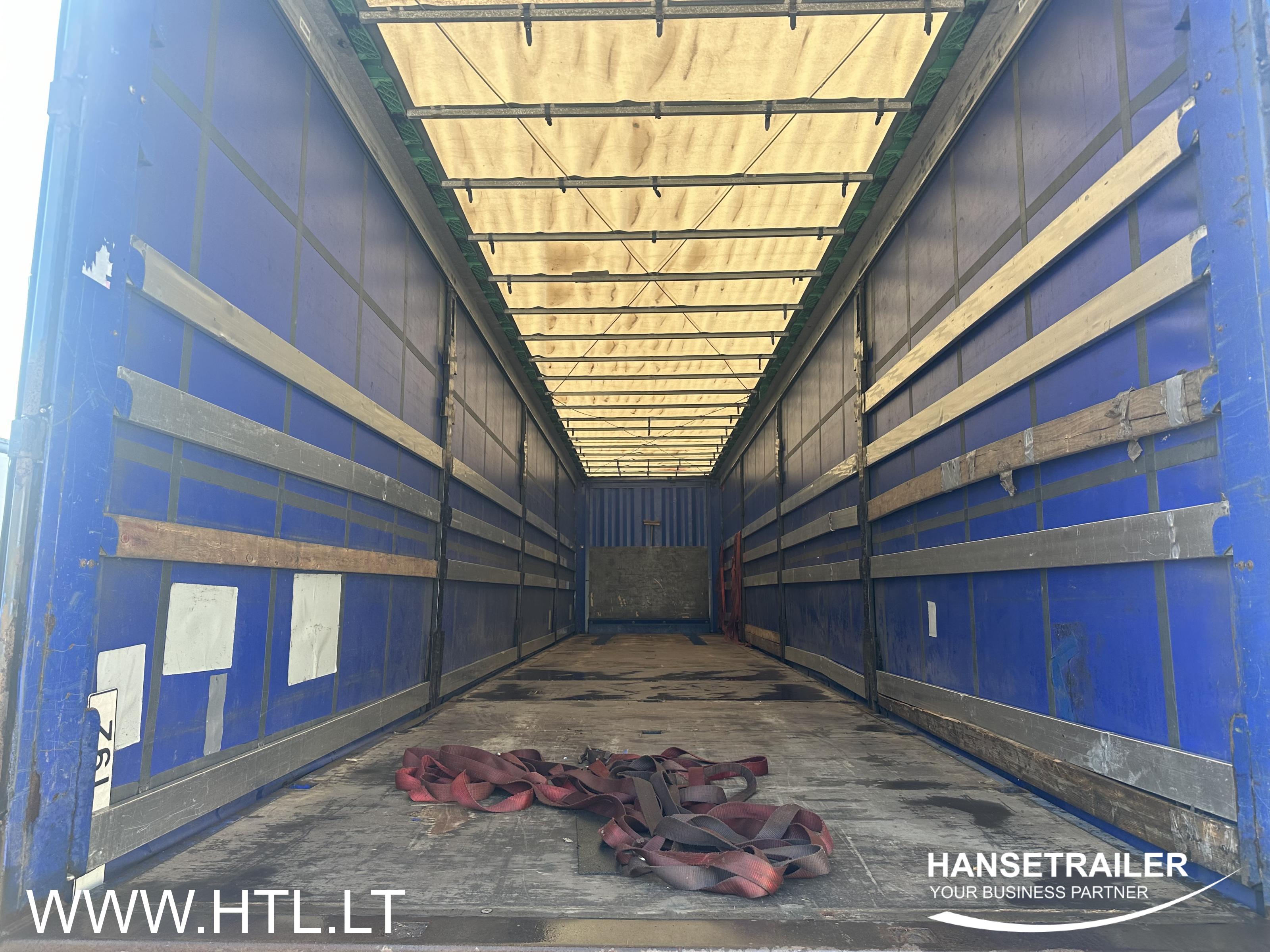 2015 Semitrailer Curtainsider Krone SDP