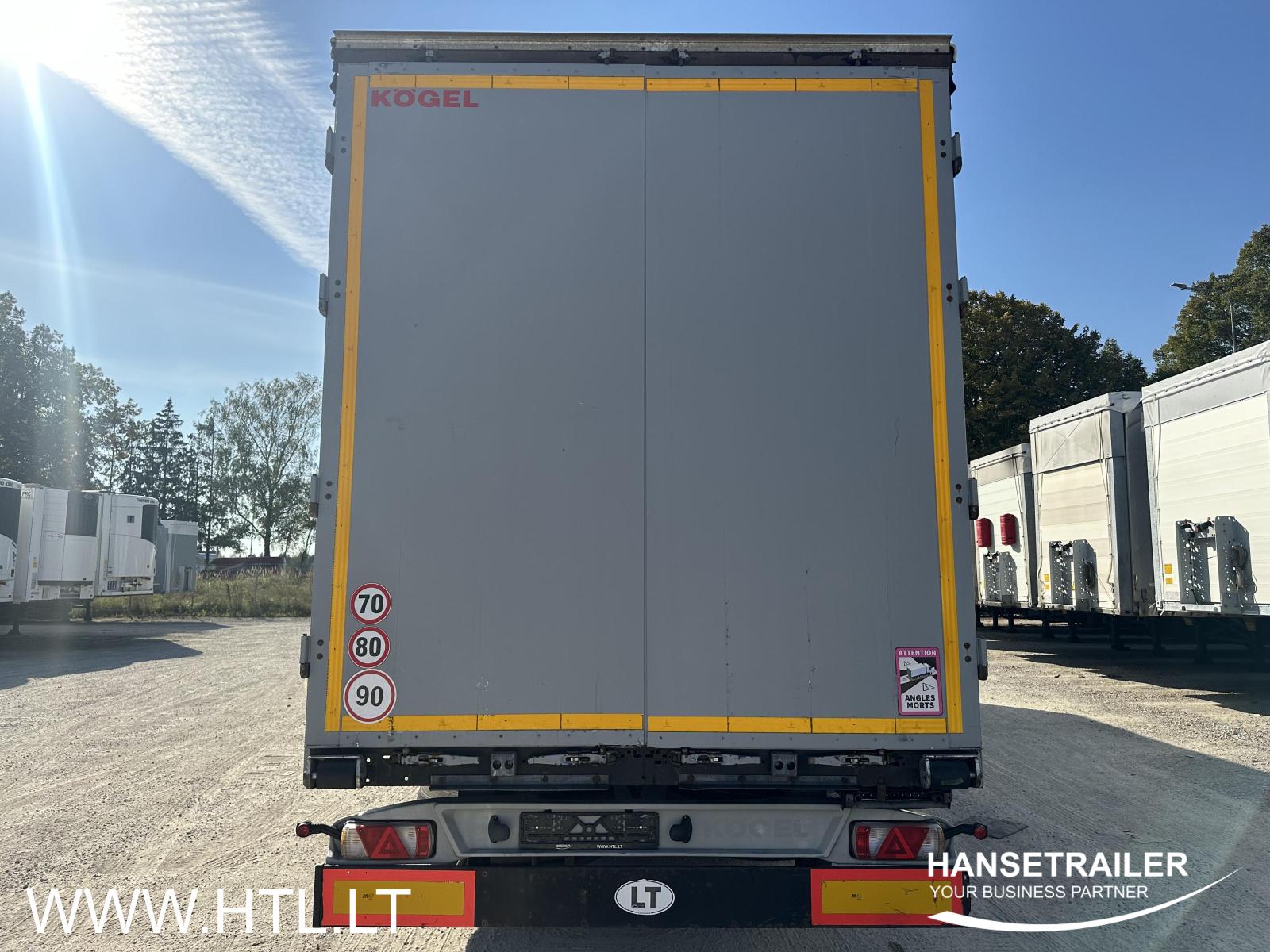 2016 Semitrailer Curtainsider Koegel SN 24