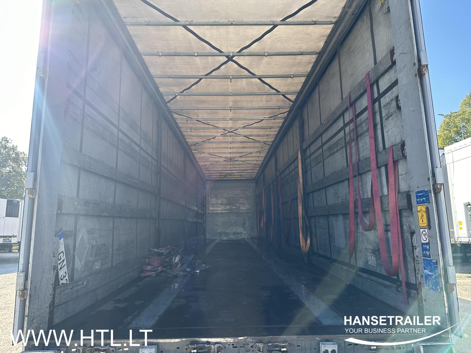 2016 Semitrailer Curtainsider Koegel SN 24