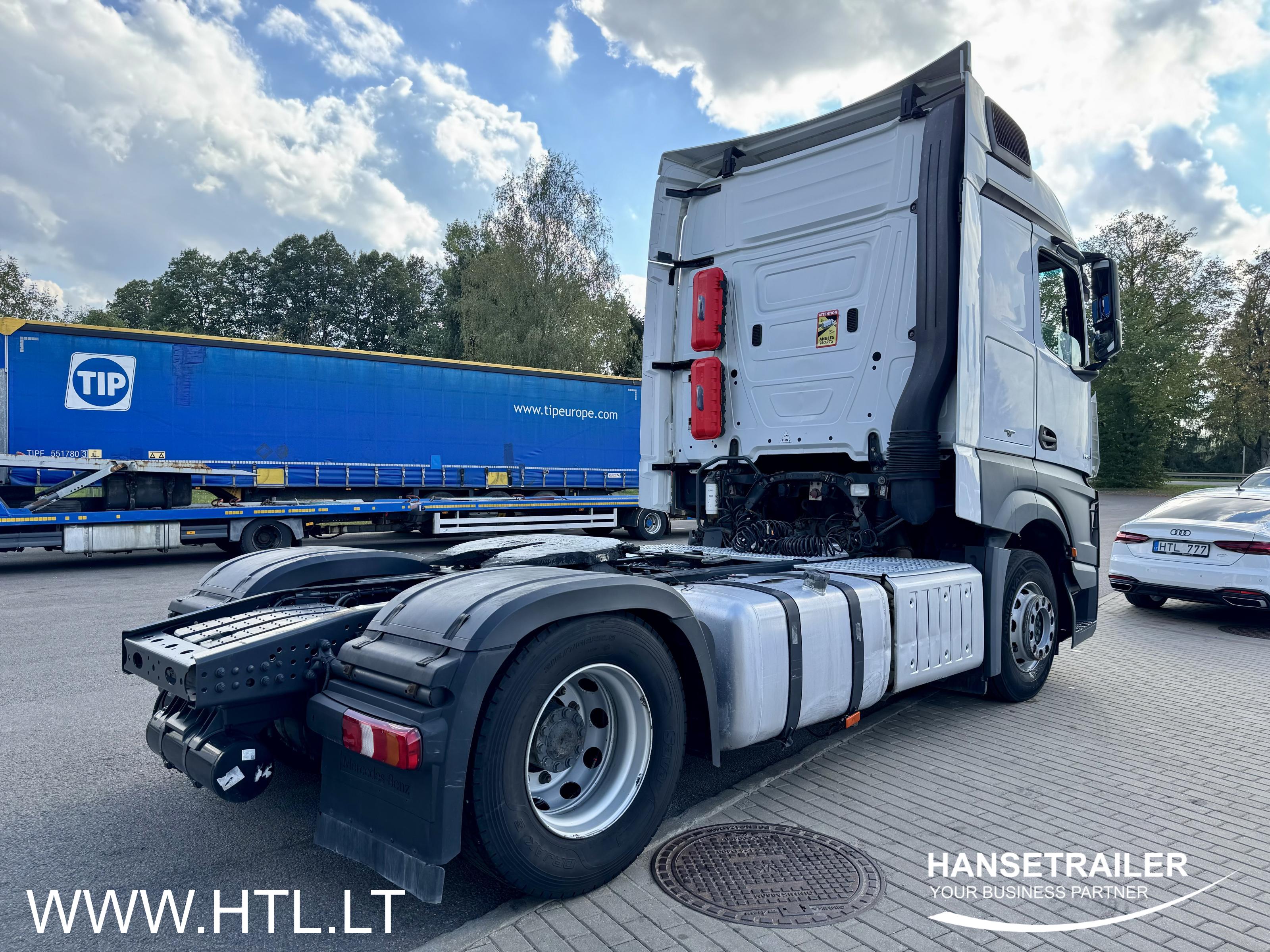 2014 tracteurs 4x2 Mercedes-Benz Actros 1845 LS