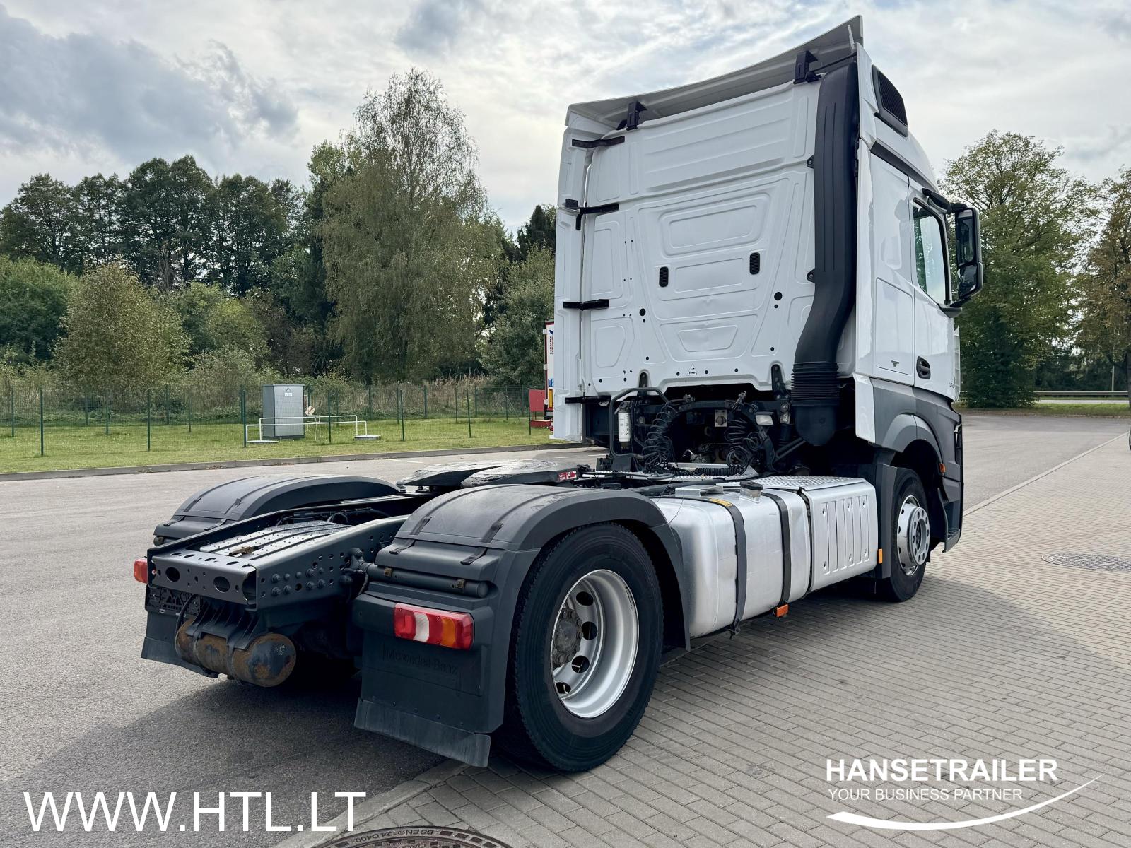 2014 tracteurs 4x2 Mercedes-Benz Actros