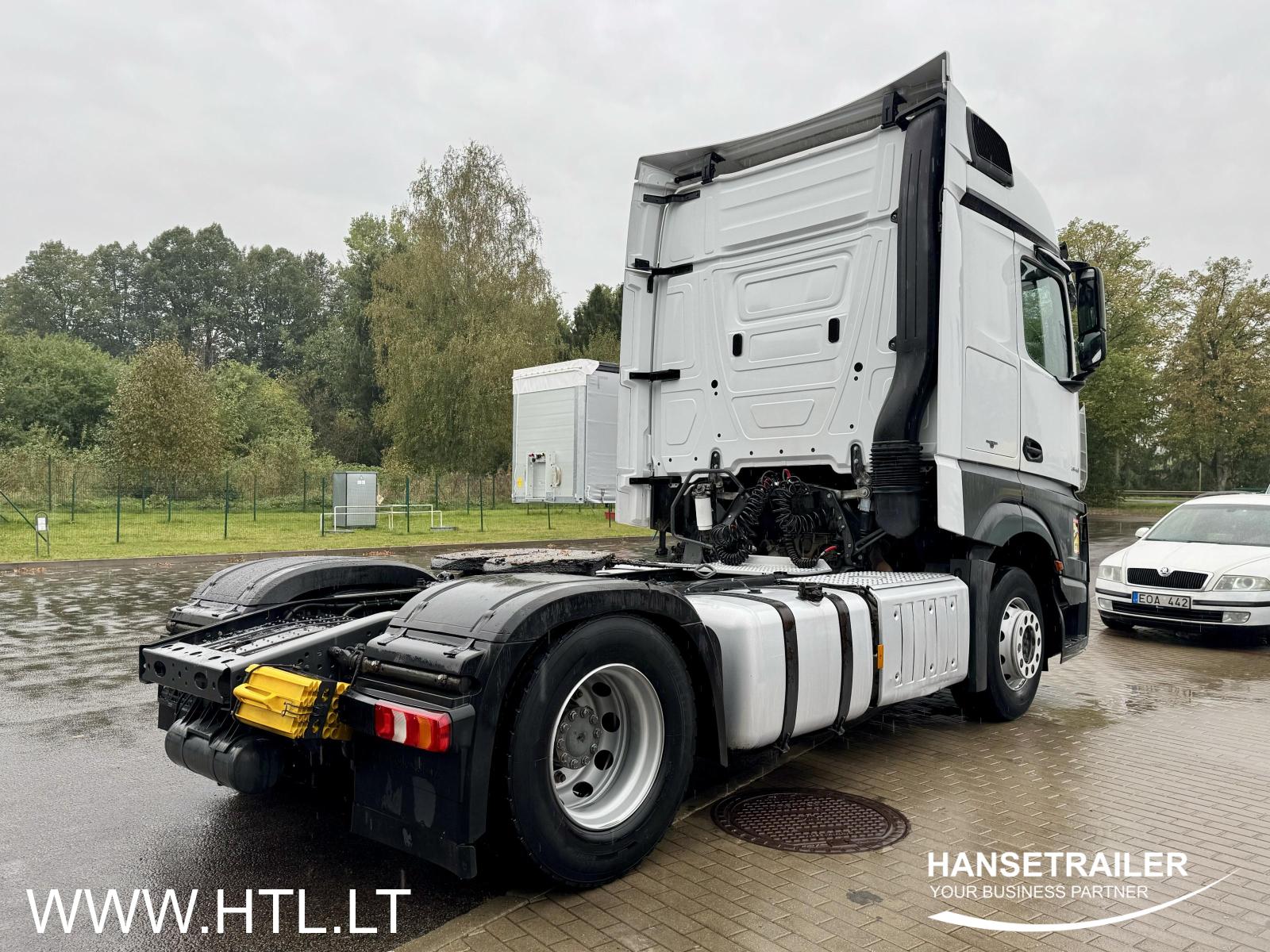 2018 tracteurs 4x2 Mercedes-Benz Actros 1845 LS