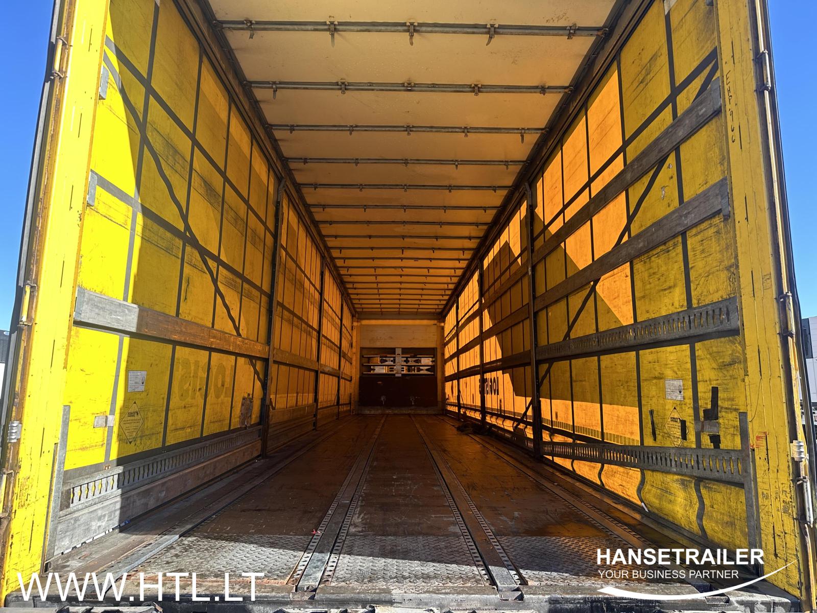 2013 Semitrailer Curtainsider Schmitz SCS 24/L