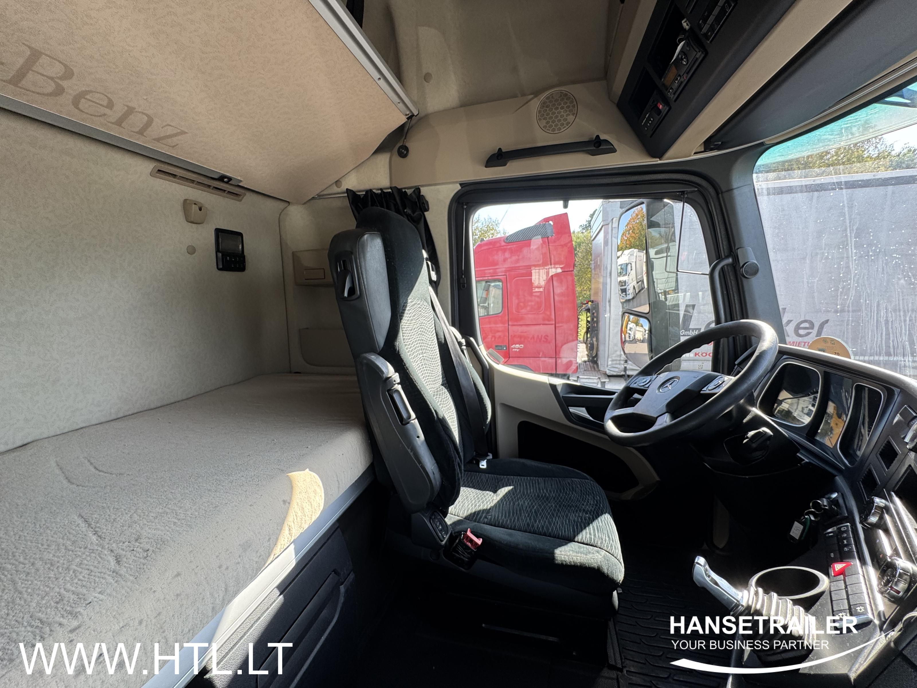 2015 tracteurs 4x2 Mercedes-Benz Actros 1845 LS