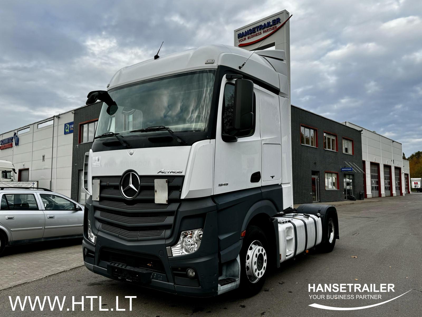 2014 tracteurs 4x2 Mercedes-Benz Actros 1845 LS