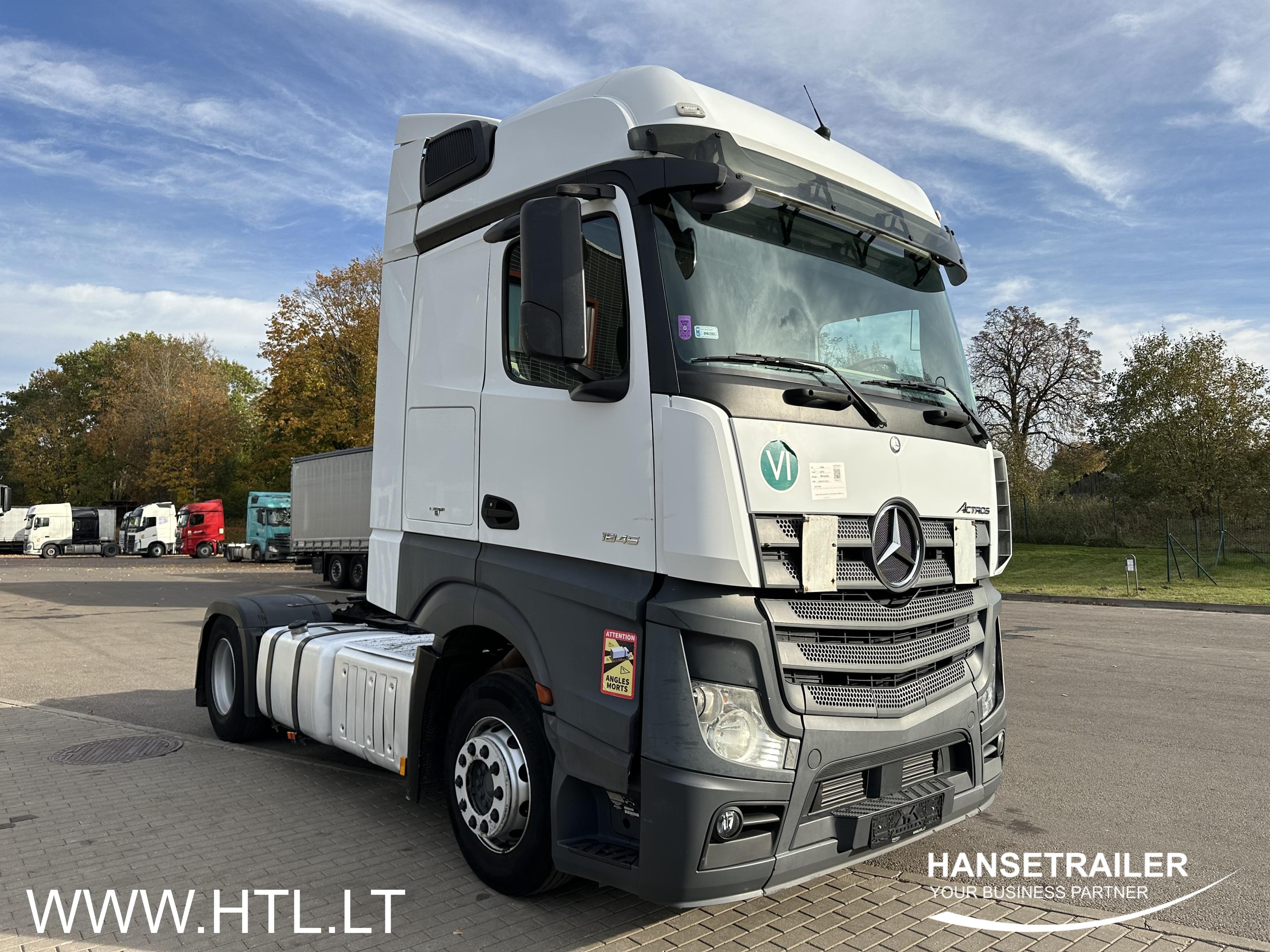 2015 tracteurs 4x2 Mercedes-Benz Actros 1845 LS