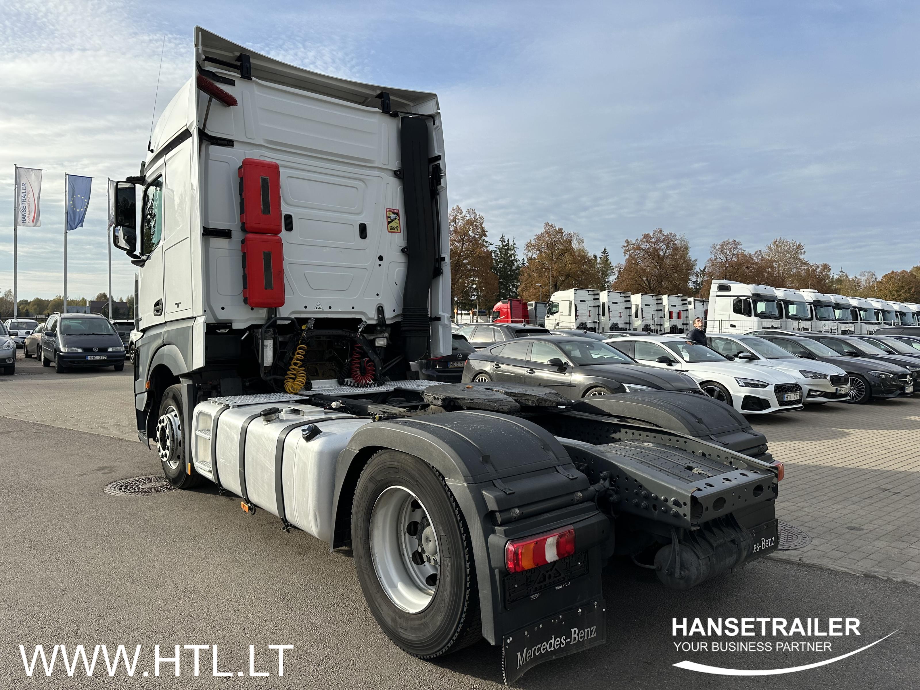 2015 Vilkikas 4x2 Mercedes-Benz Actros 1845 LS