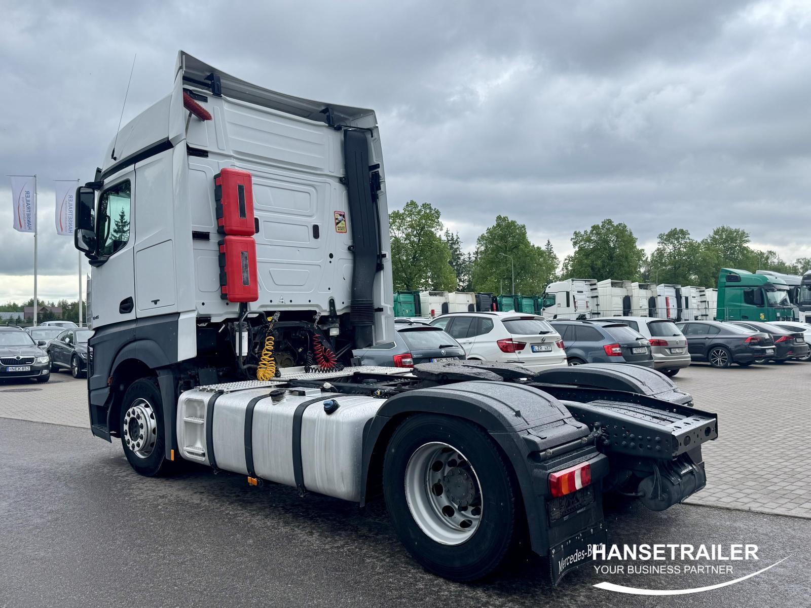 2015 Kuormaauto 4x2 Mercedes-Benz Actros 1845 LS