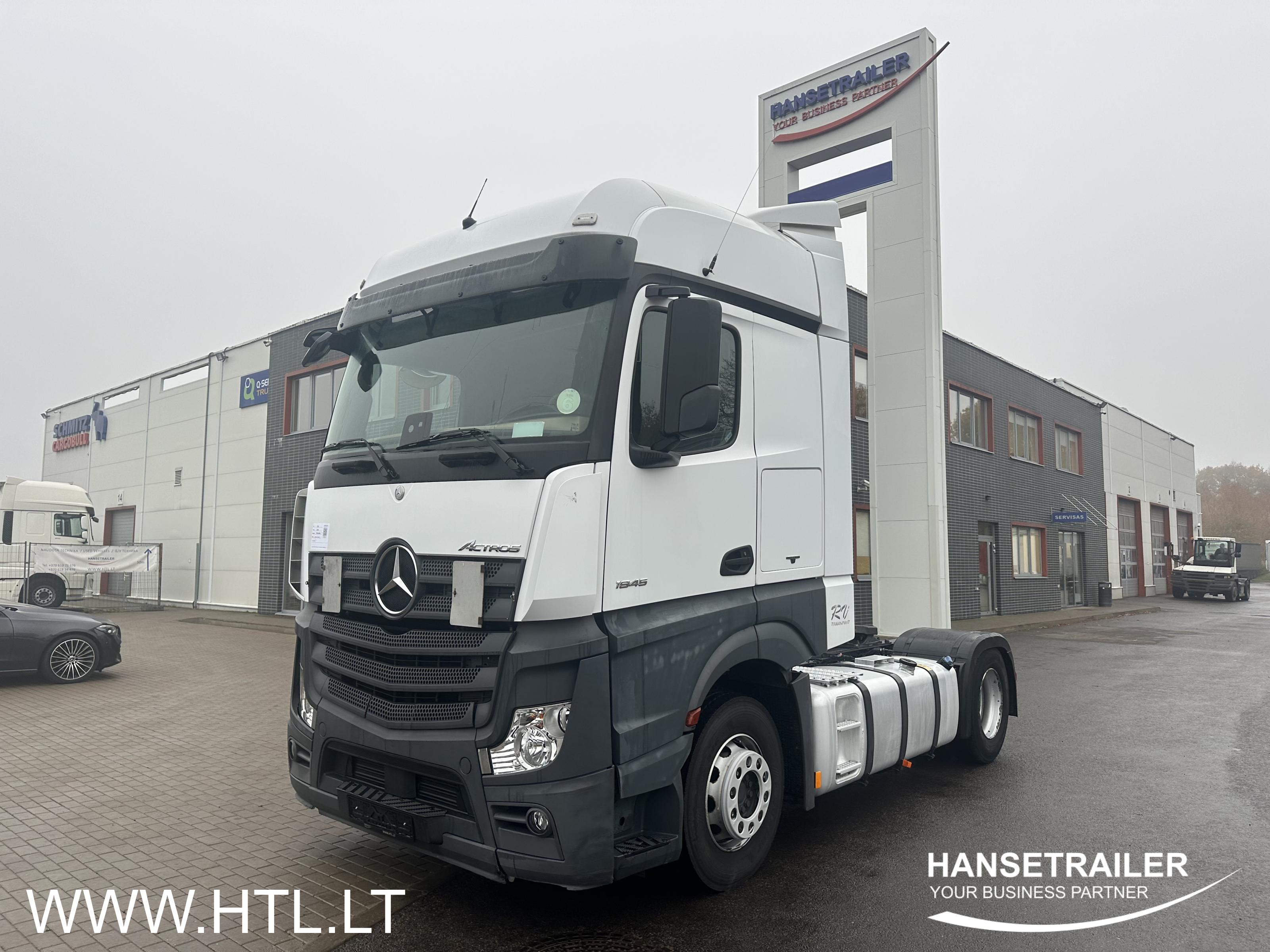 2015 tracteurs 4x2 Mercedes-Benz Actros 1845 LS